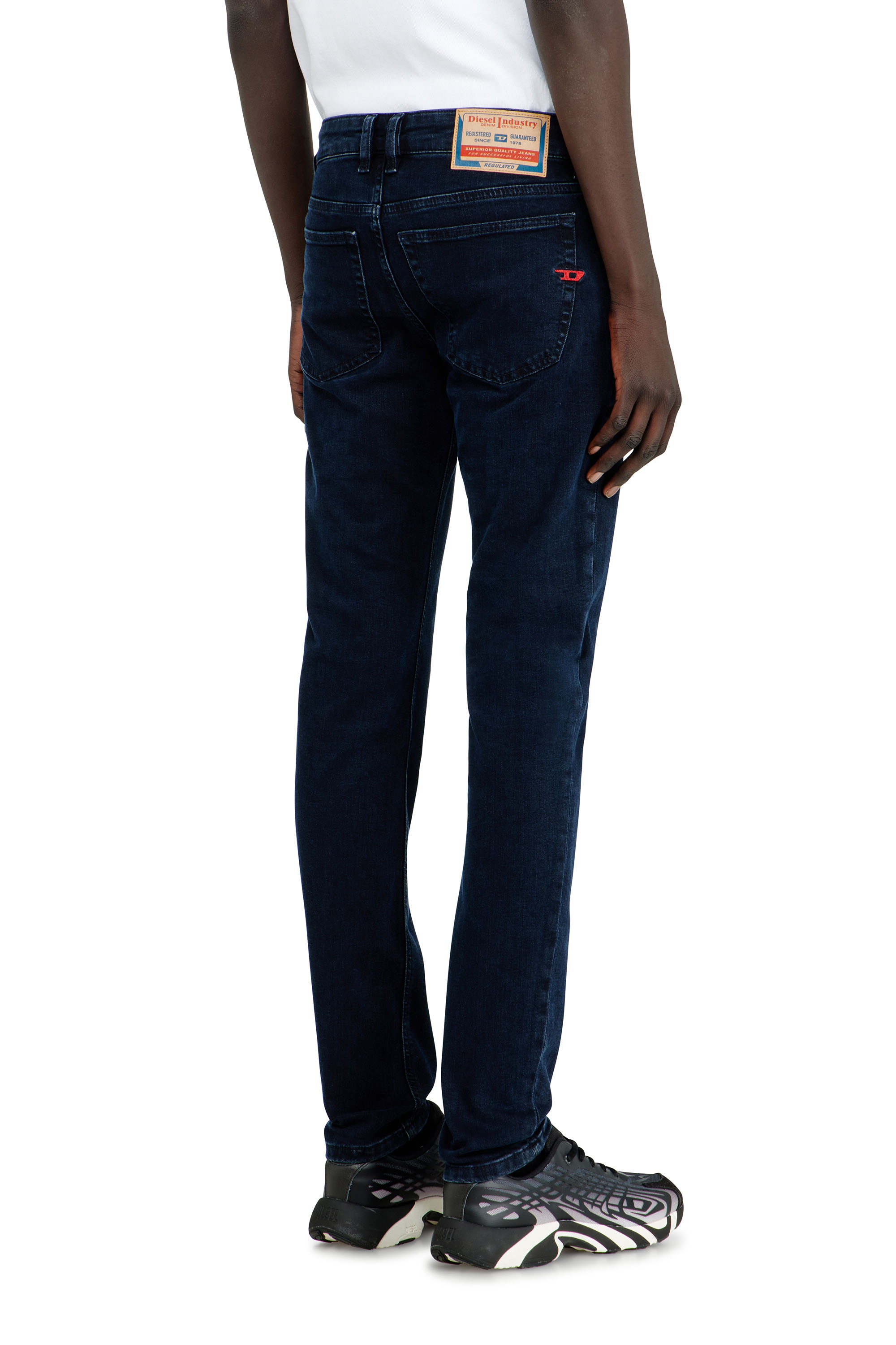 Diesel - Skinny Jeans 1979 Sleenker 0KBBG Hombre, Azul Oscuro - 5