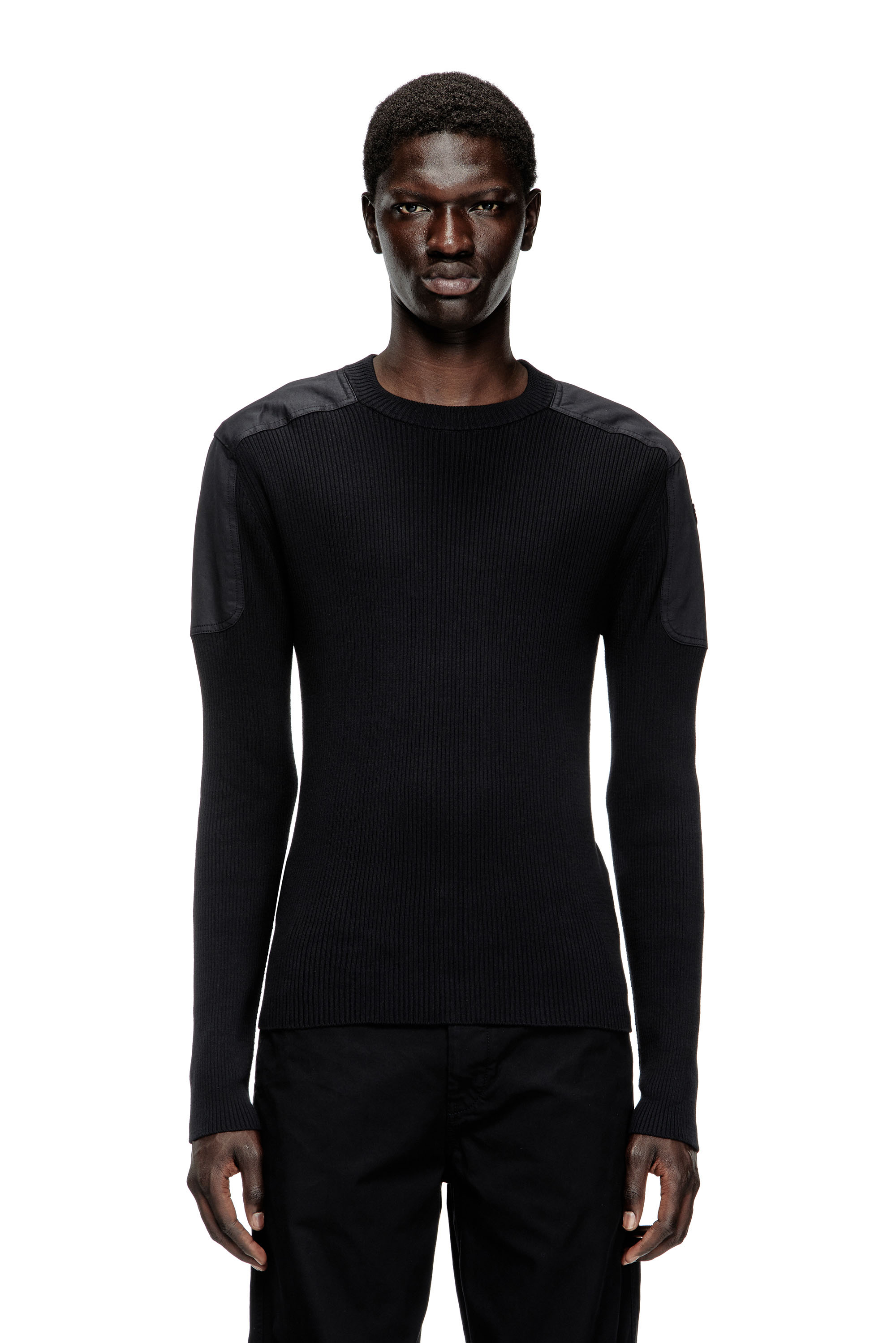 Diesel - K-MARTIN, Jersey en canalé con paneles en los hombros Hombre in Negro - 1