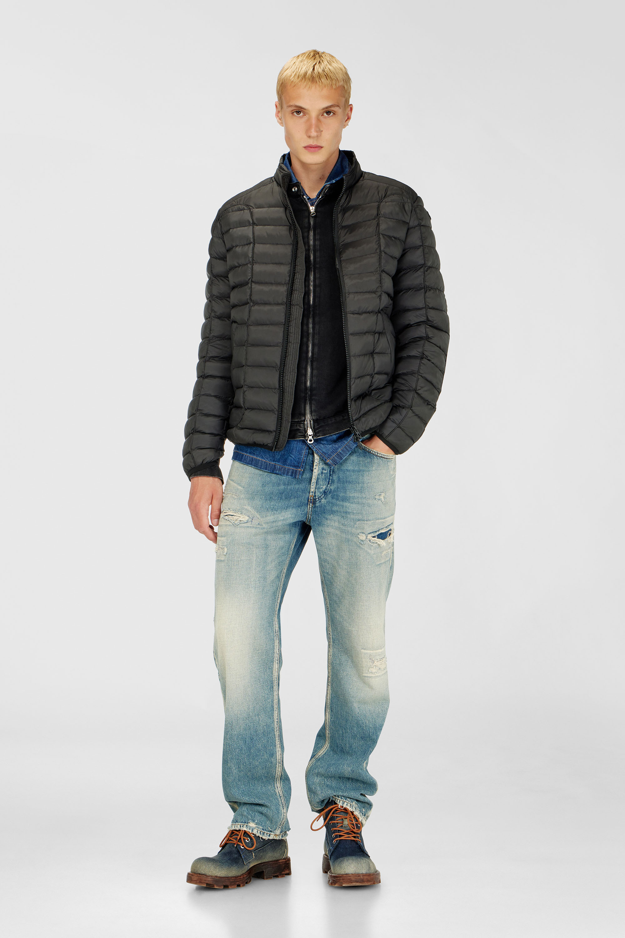 Diesel - W-PILOT, Chaqueta puffer en nailon ligero Hombre in Negro - 1