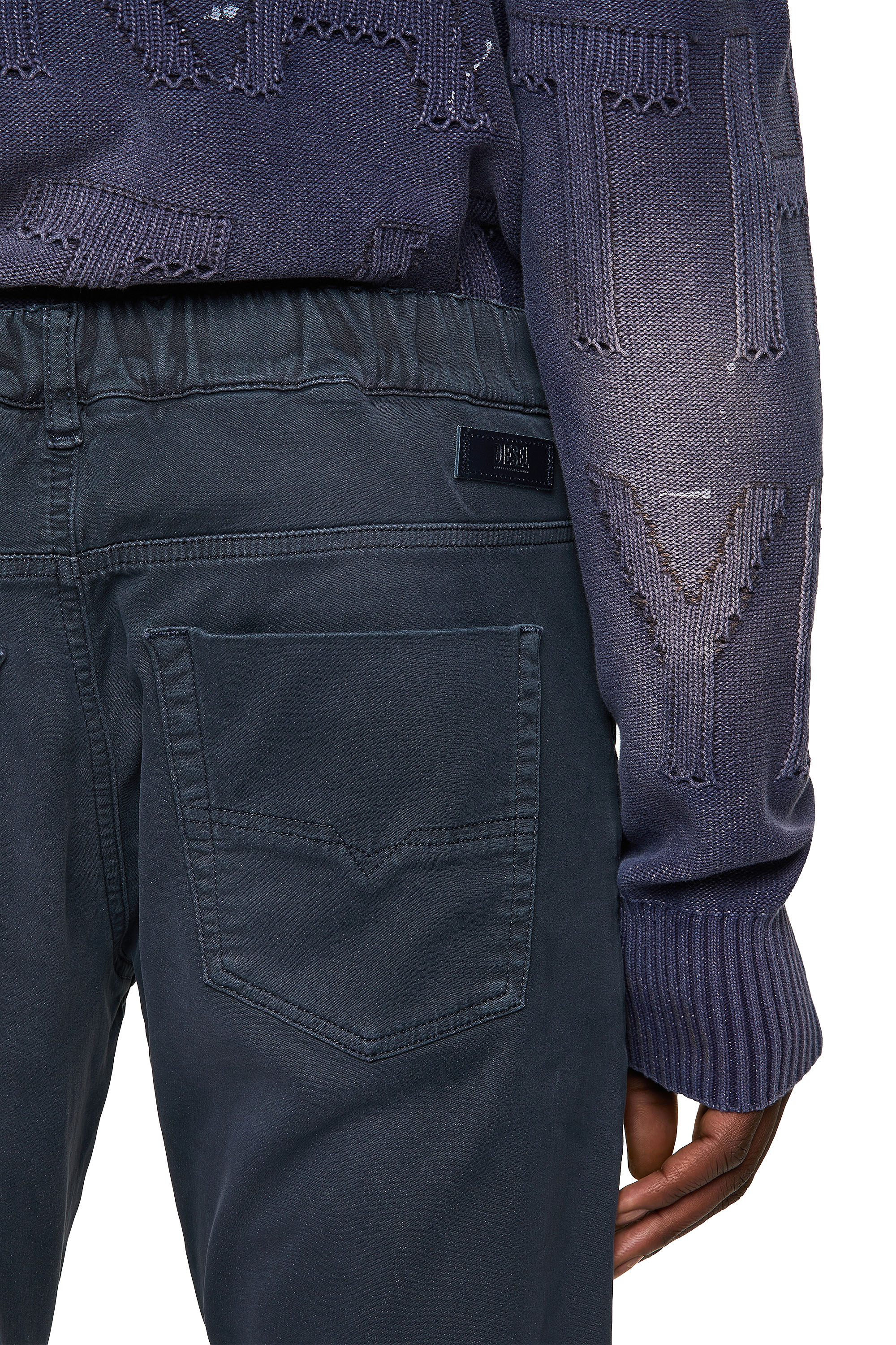 Diesel - Krooley JoggJeans® 0670M Tapered, Azul Oscuro - Image 4