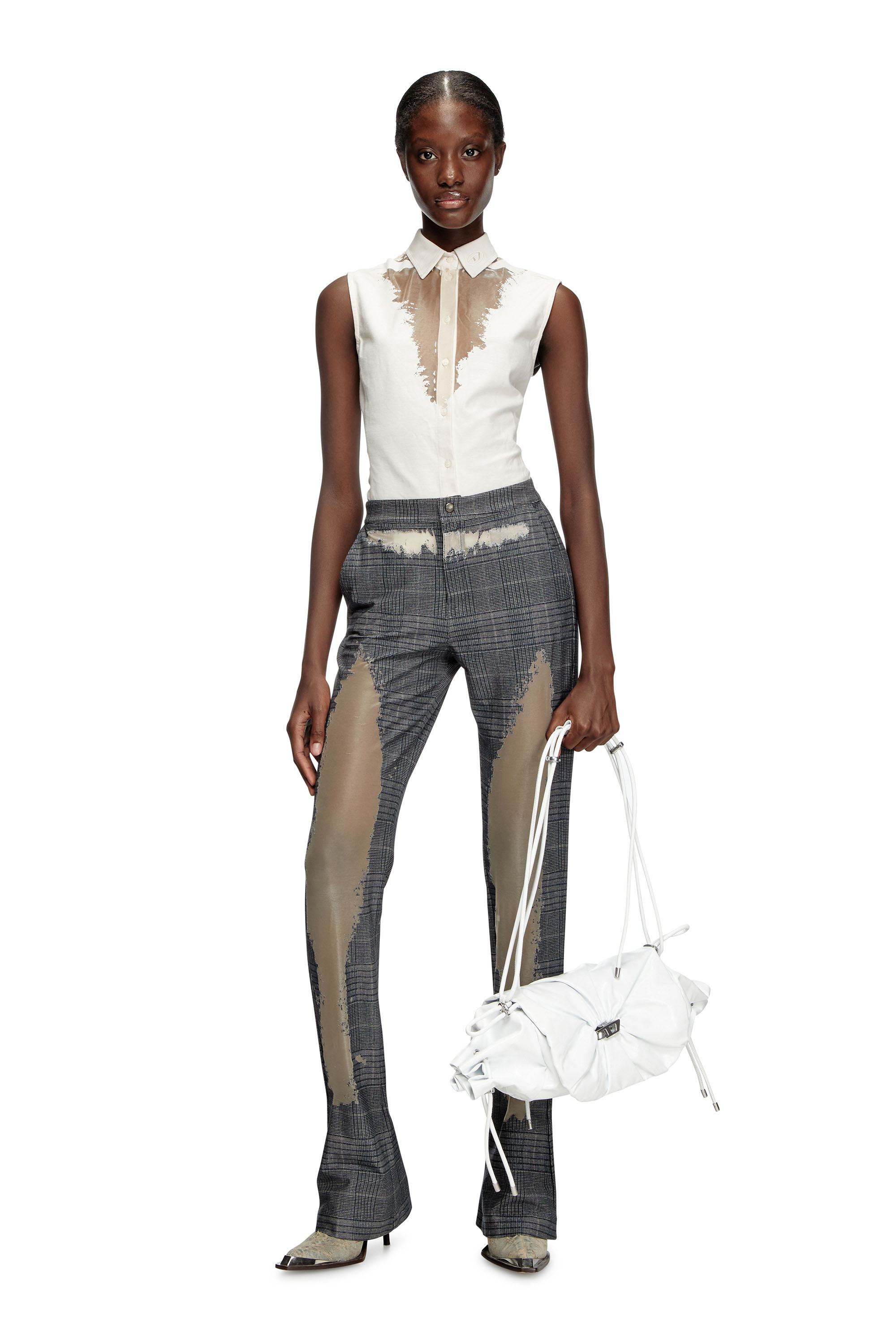 Diesel - SCRUNCH-D SHOULDER M, Scrunch-D M-Bolso de hombro en cuero brillante Mujer in Blanco - 2