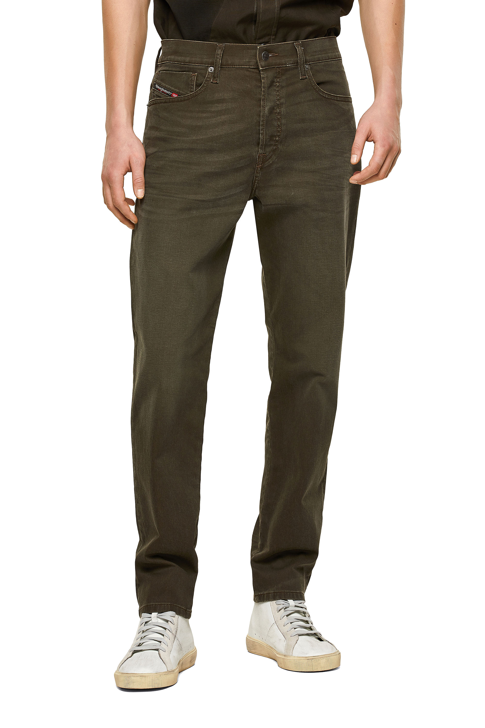 D-Fining 0699P, Verde Militar - Vaqueros