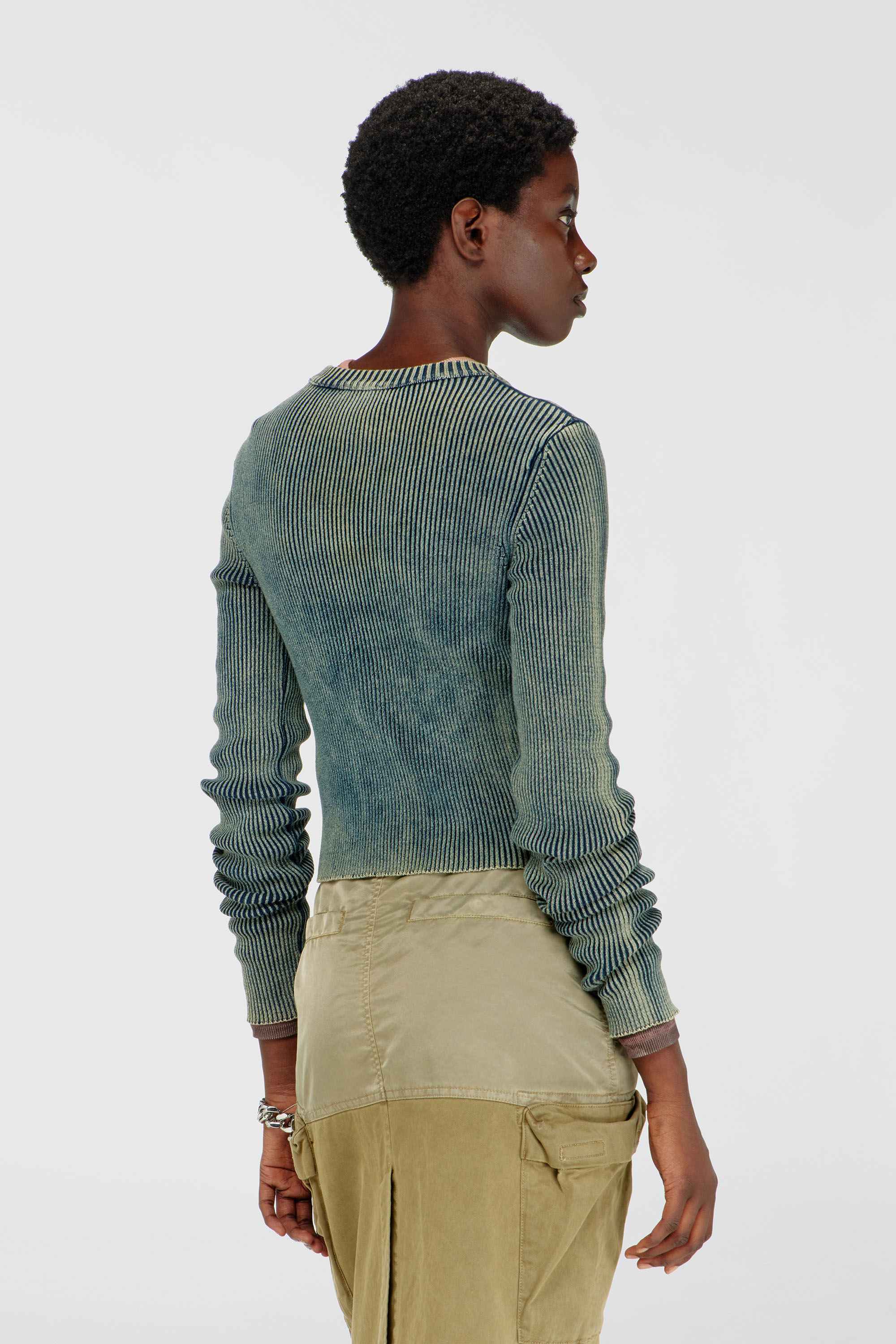 Diesel - M-ANCHOR-A, Camiseta tejida en canal&eacute; con Oval D Mujer in Azul marino - 4