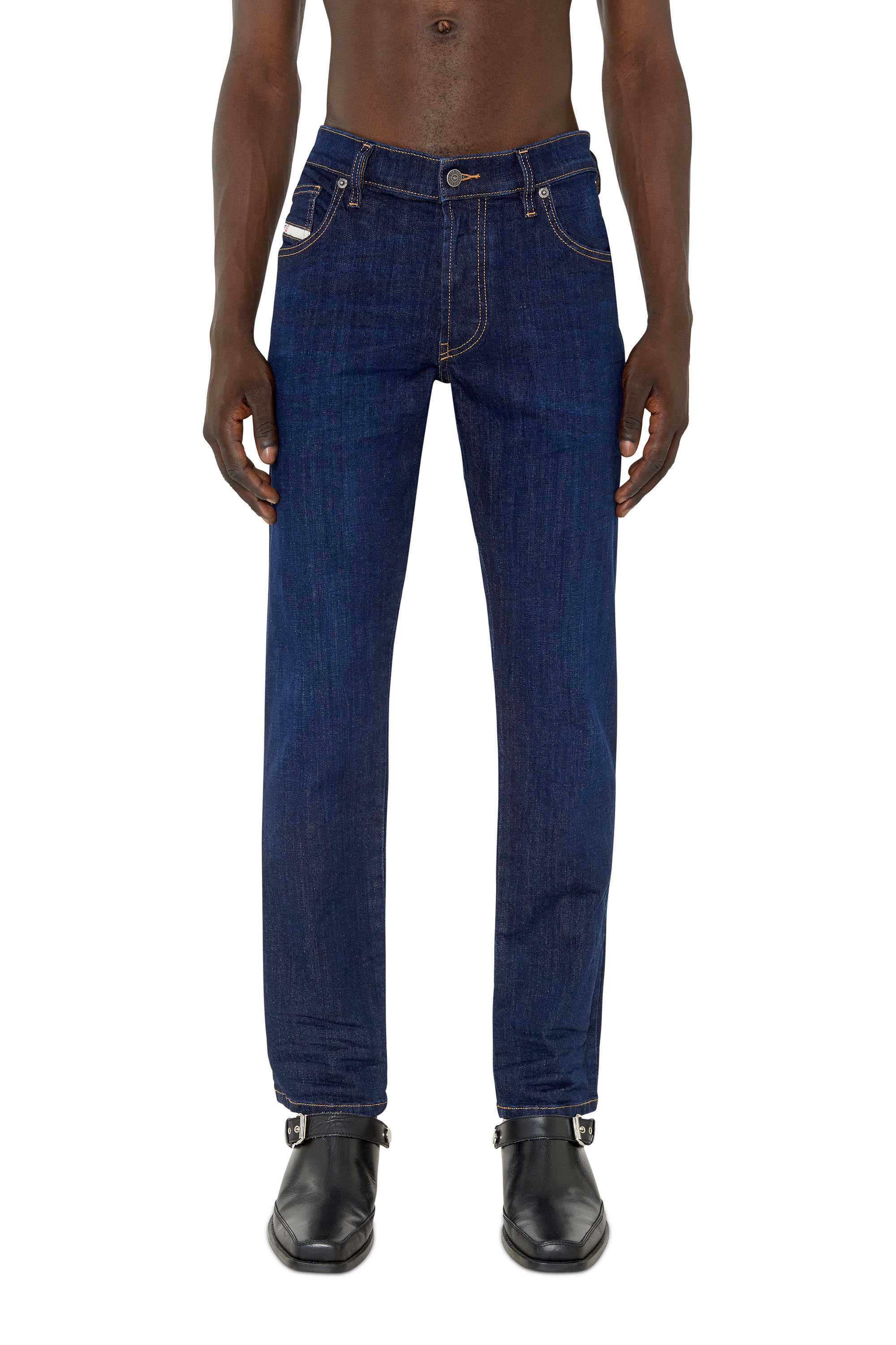 Diesel - D-Yennox 0IHAQ Tapered Jeans, Azul Oscuro - Image 1