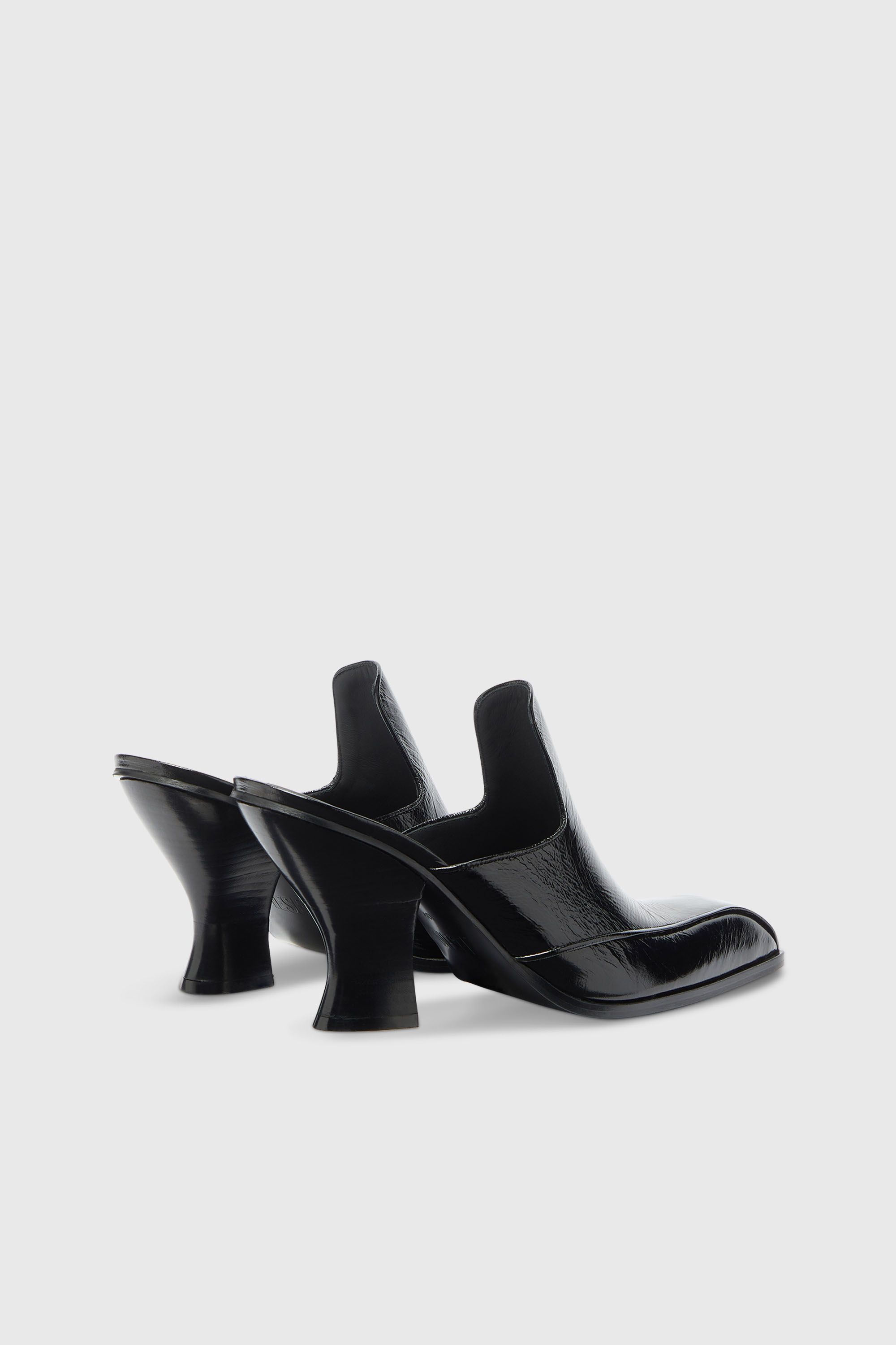 Diesel - D-LUFFY-75-MULE, D-Luffy - Mules de charol estilo occidental Mujer in Negro - 3