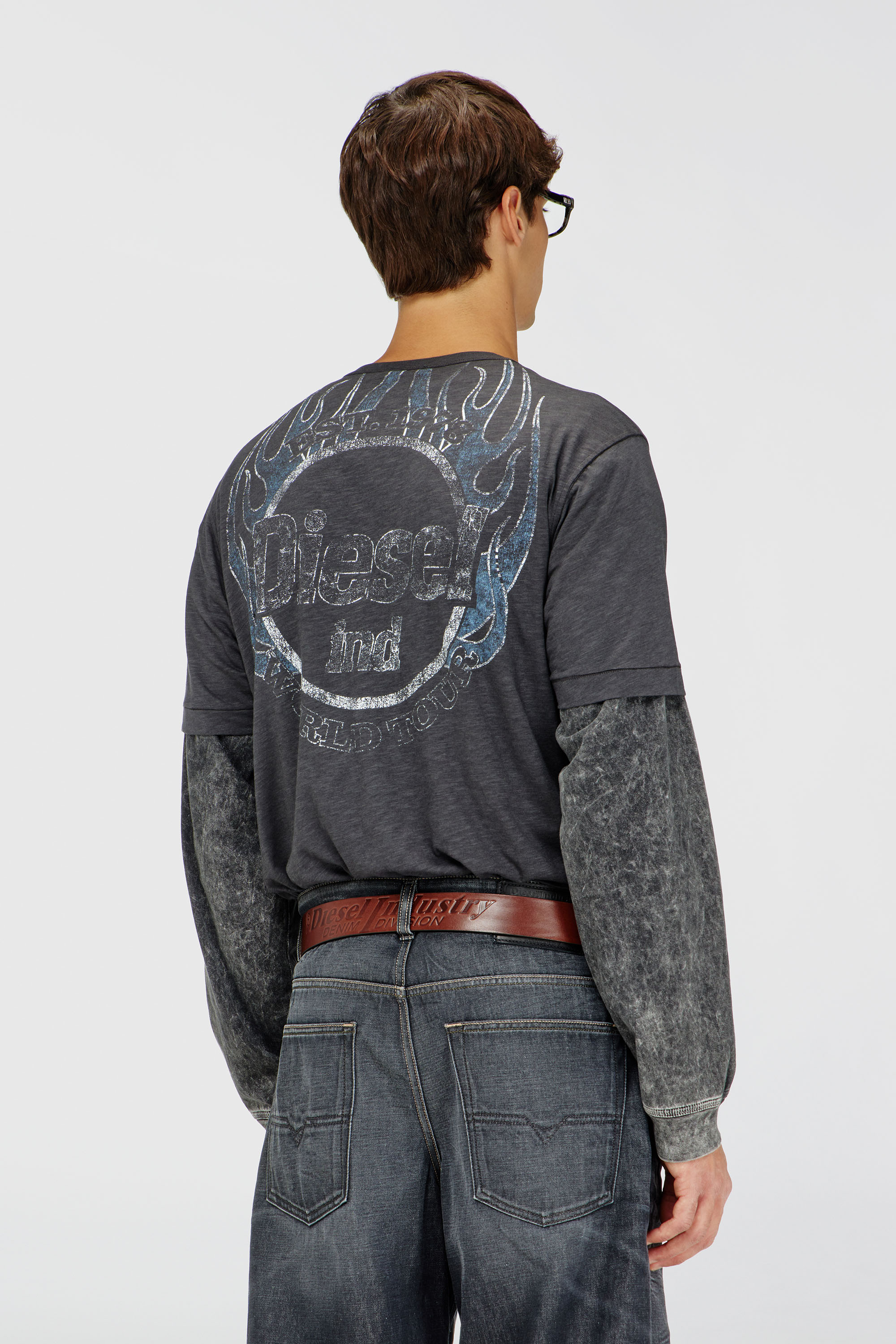 Diesel - T-ADJUST-B11, Camiseta de jersey flameado con estampado craquelado Hombre in Gris - 4