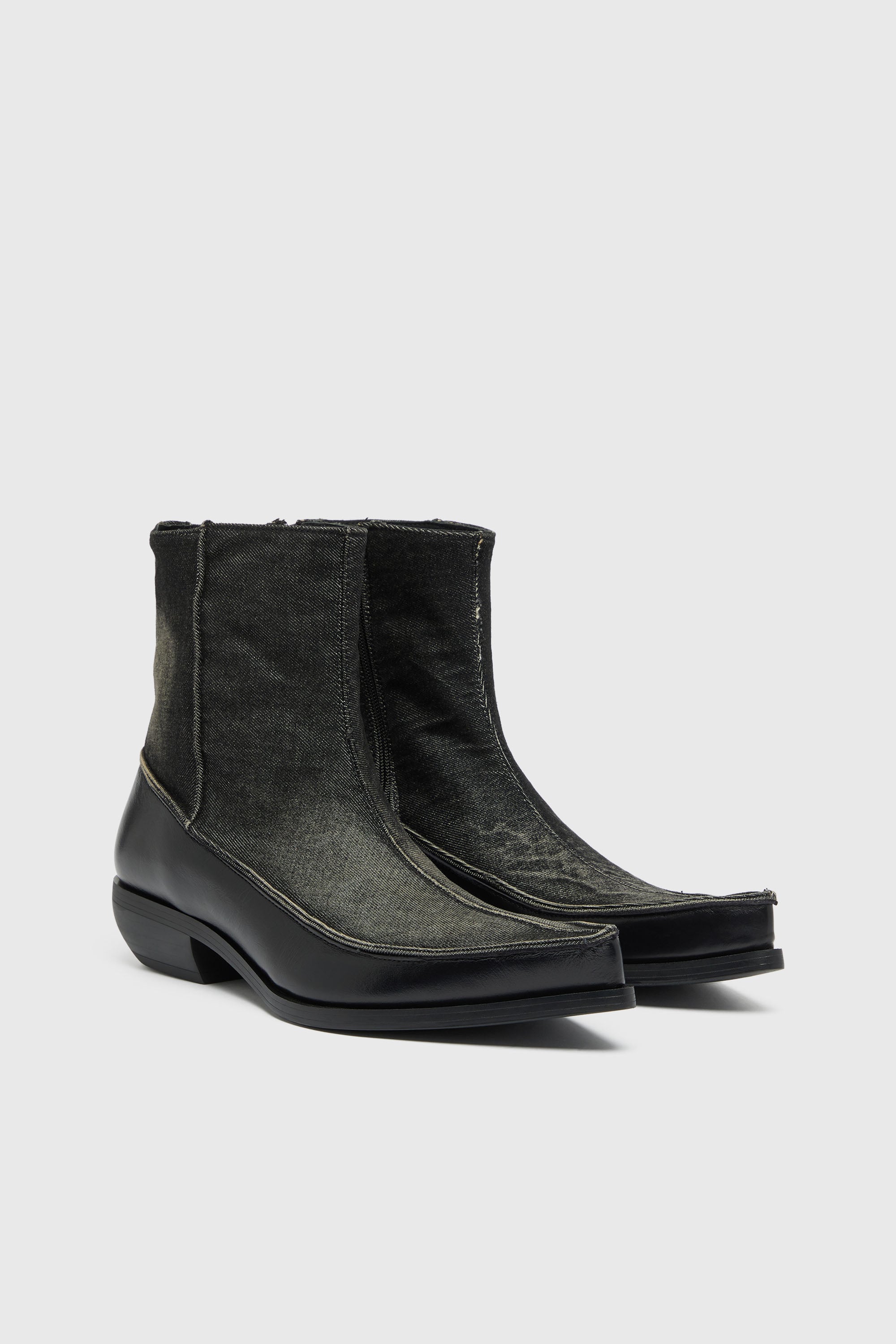 Diesel - D-FRIDO-30-TR, D-Frido-Botines western de piel y denim Hombre in ToBeDefined - 2