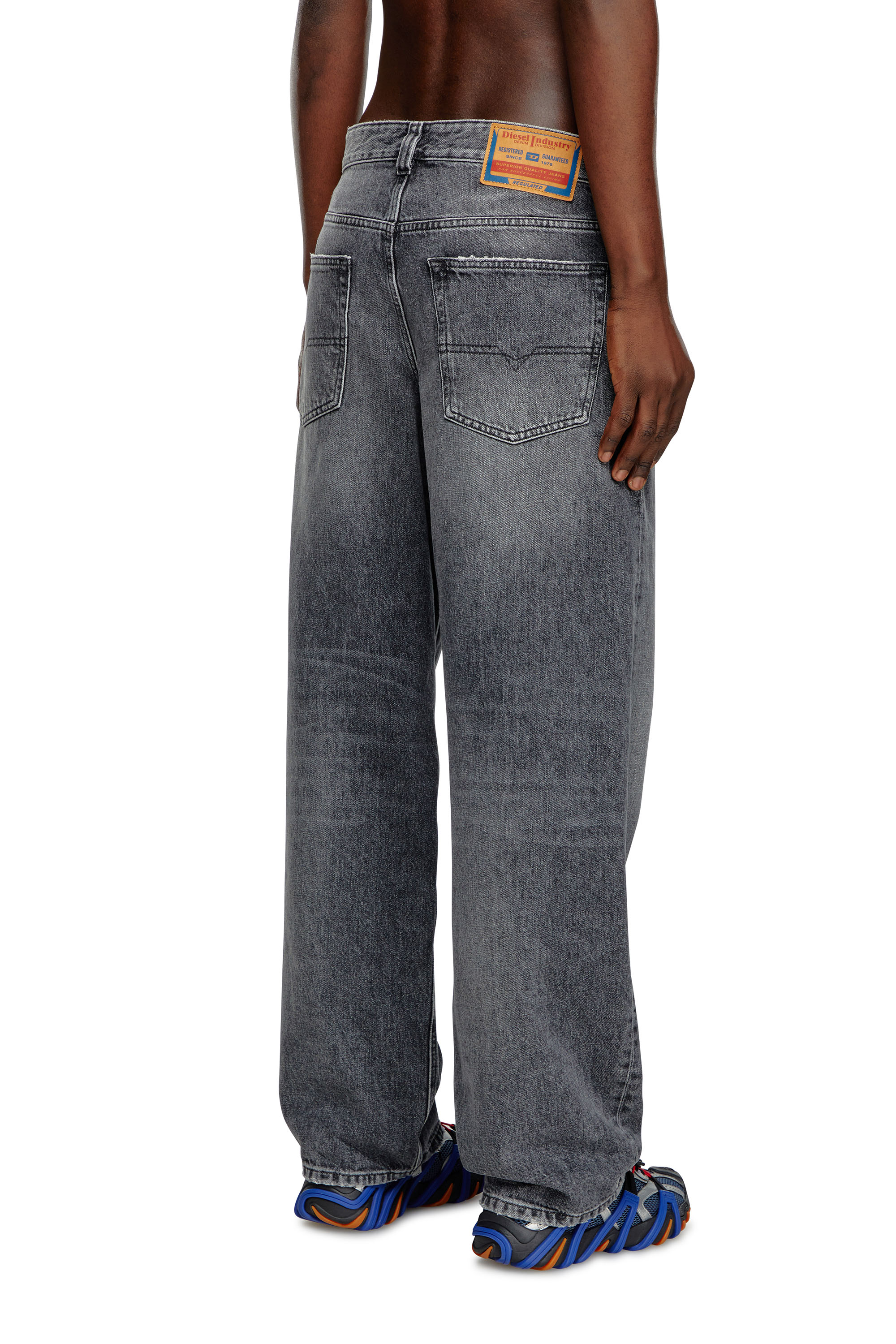 Diesel - Straight Jeans 2001 D-Macro 007X3, Gris oscuro - Image 4