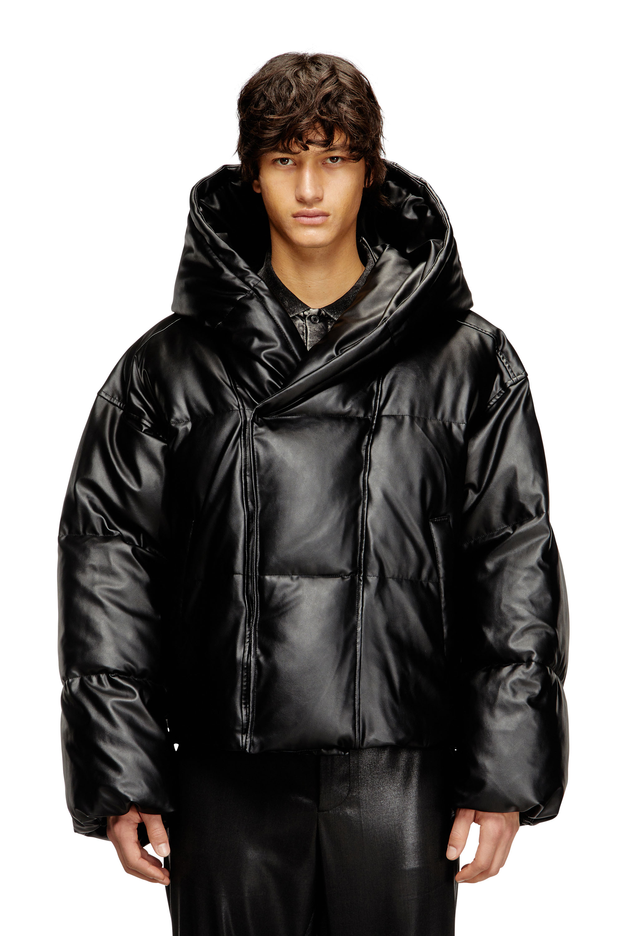 Diesel - W-MYLEY, Chaqueta acolchada con capucha en tejido recubierto Hombre in Negro - 1