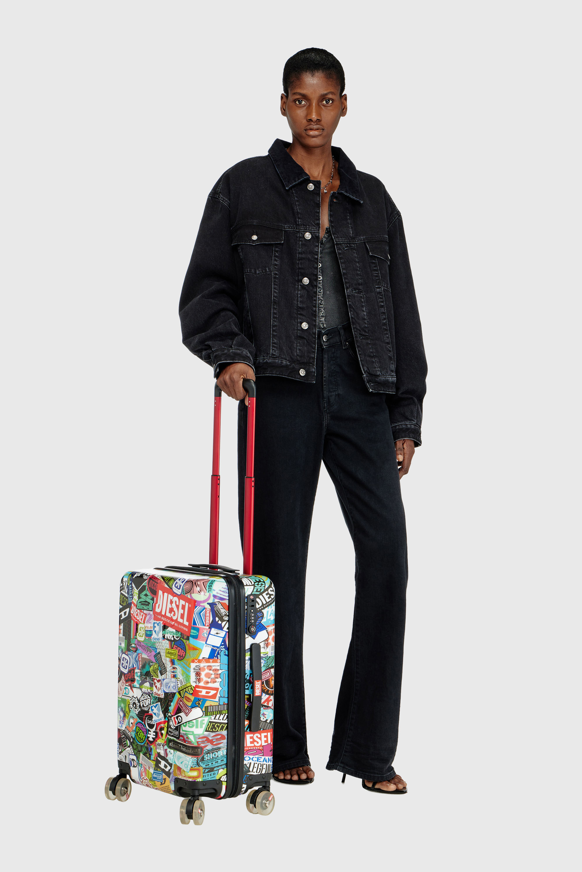 Diesel - DIESEL PC PRINTED TROLLEY-STICKERS- DSL0, Maleta estilo adhesivo tama&ntilde;o S Unisex in Multicolor - 1