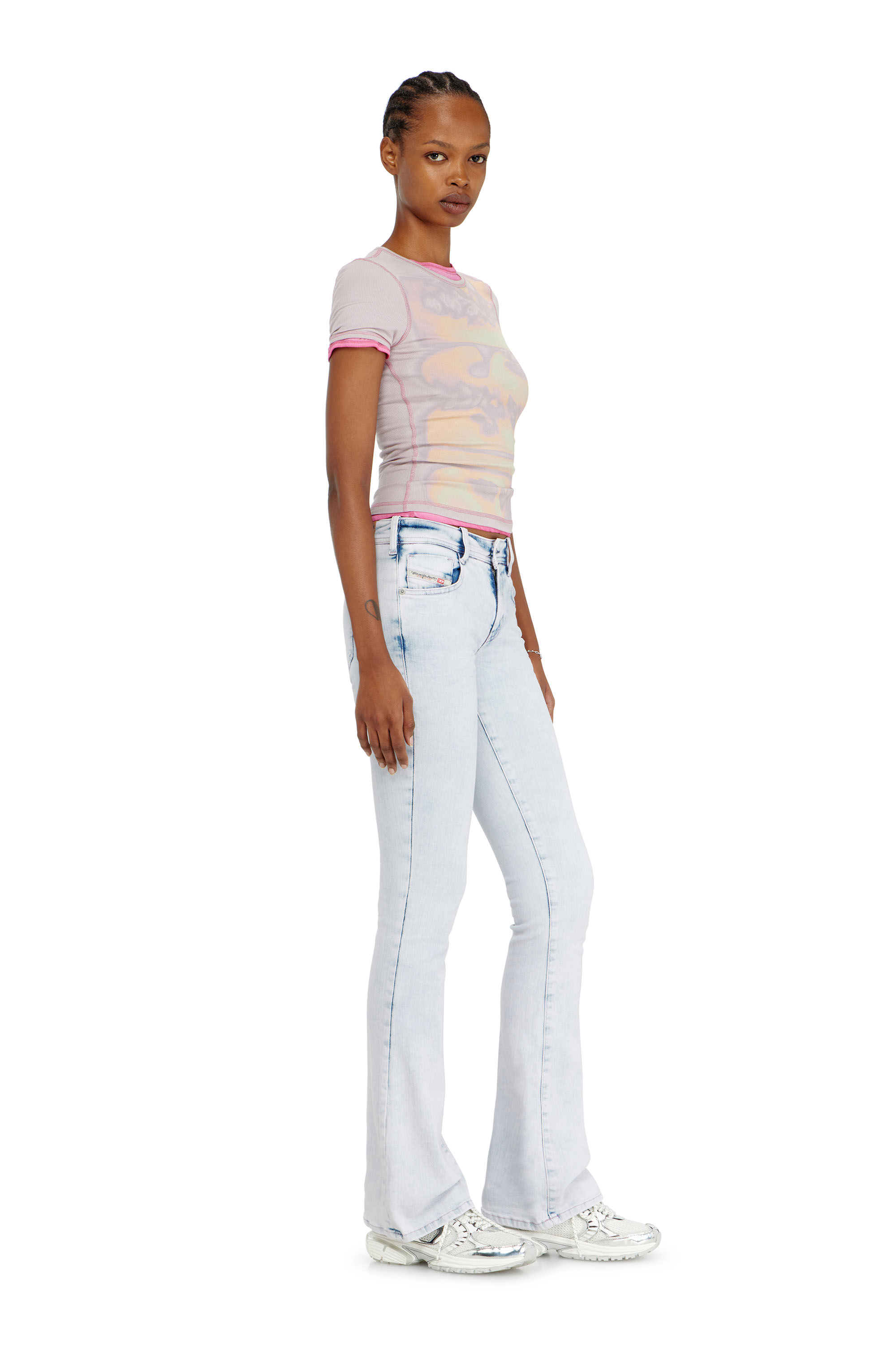 Diesel - Bootcut Jeans 1969 D-Ebbey 0HDBH Mujer, Azul Claro - 2