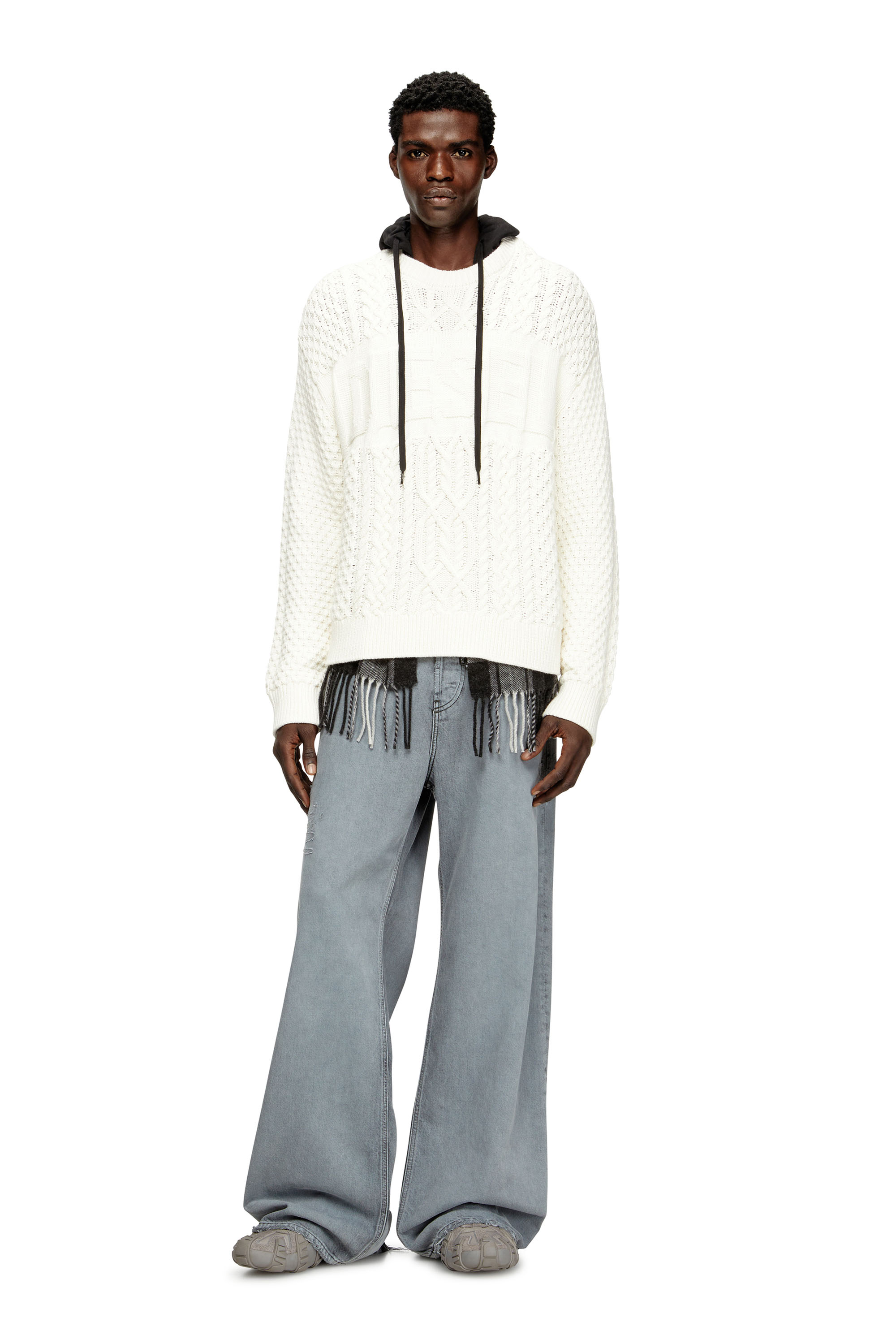 Diesel - K-AUBIN, Cable-knit jumper with Diesel logo Hombre in Blanco - 2