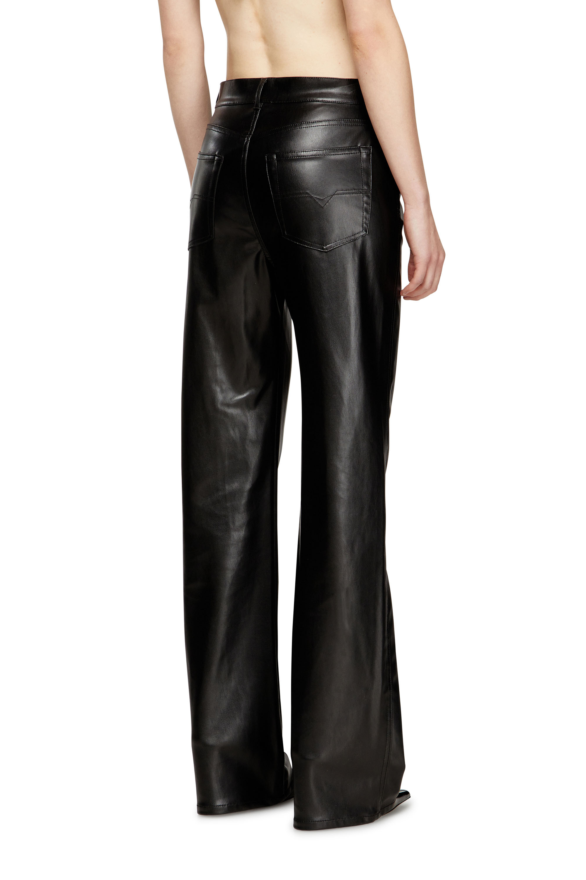 Diesel - P-LAIN, Pantalones de cinco bolsillos en tejido revestido Mujer in Negro - 3