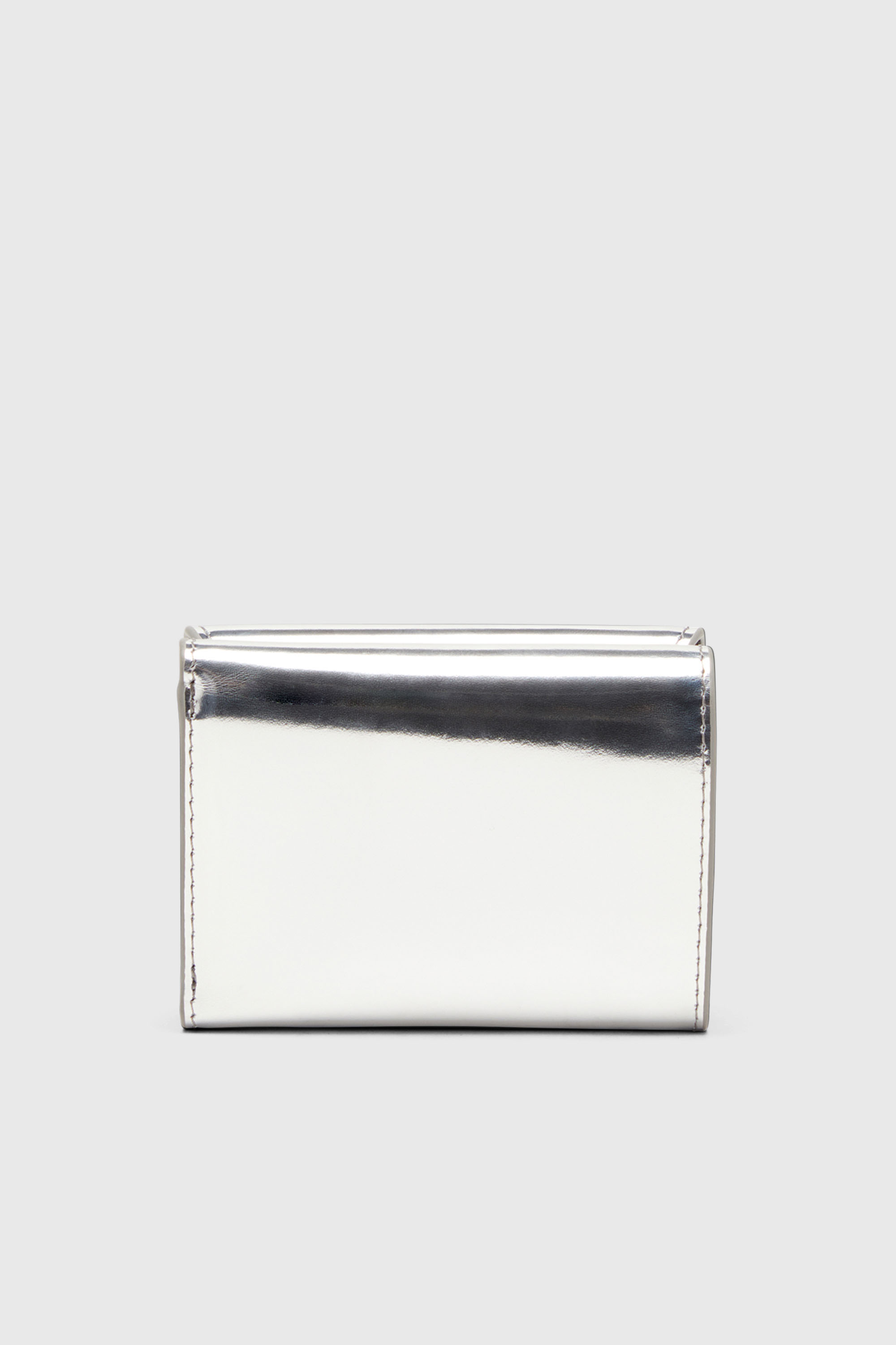 Diesel - 1DR TRI FOLD COIN XS II, Cartera que se pliega en tres de cuero espejado Mujer in Plateado - 2