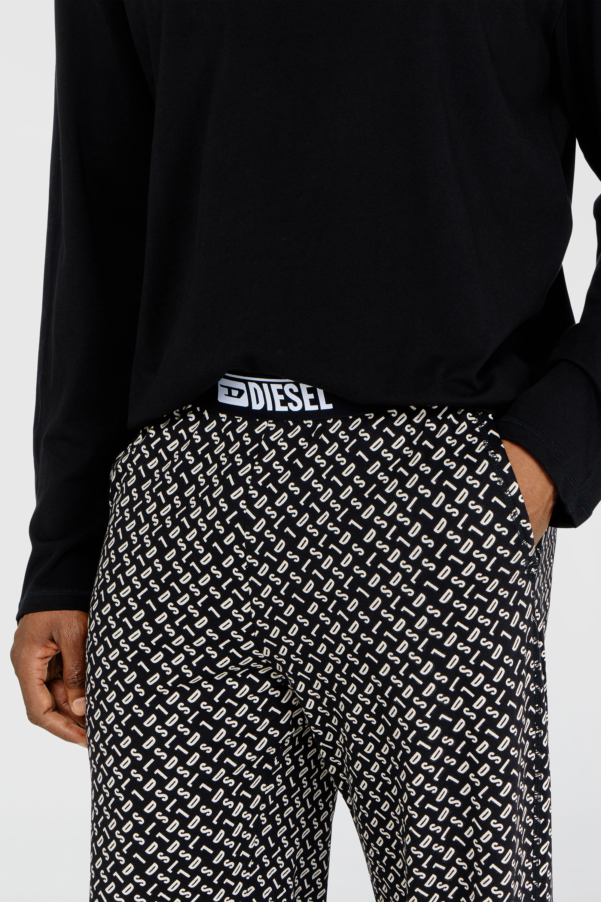 Diesel - SET-NOLAN-D-BOX, Pijama de algod&oacute;n con pantal&oacute;n estampado Hombre in Negro - 4