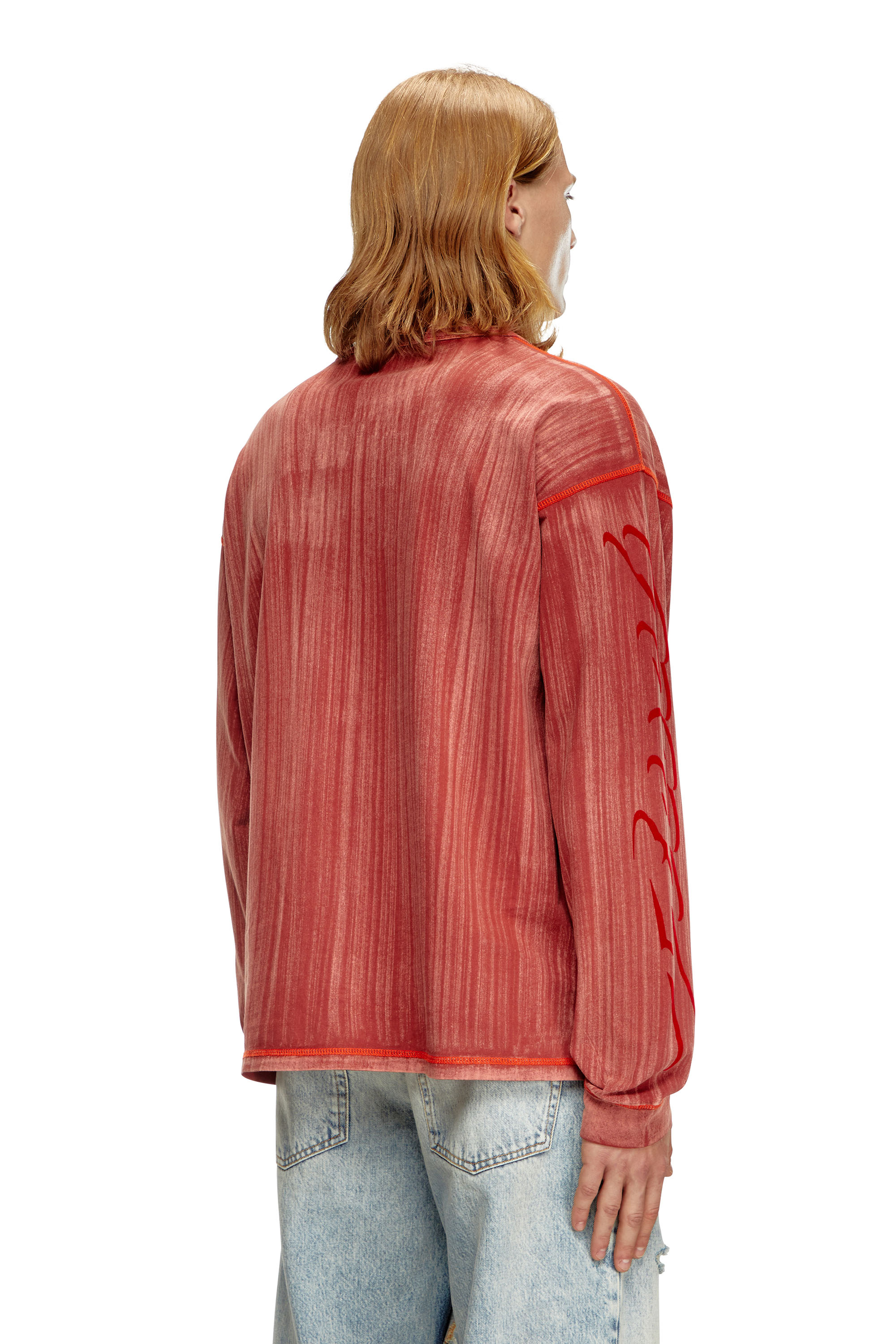 Diesel - T-BOXT-LS-Q2, Hombre Camiseta de manga larga con desteñido a pinceladas in Rojo - Image 4