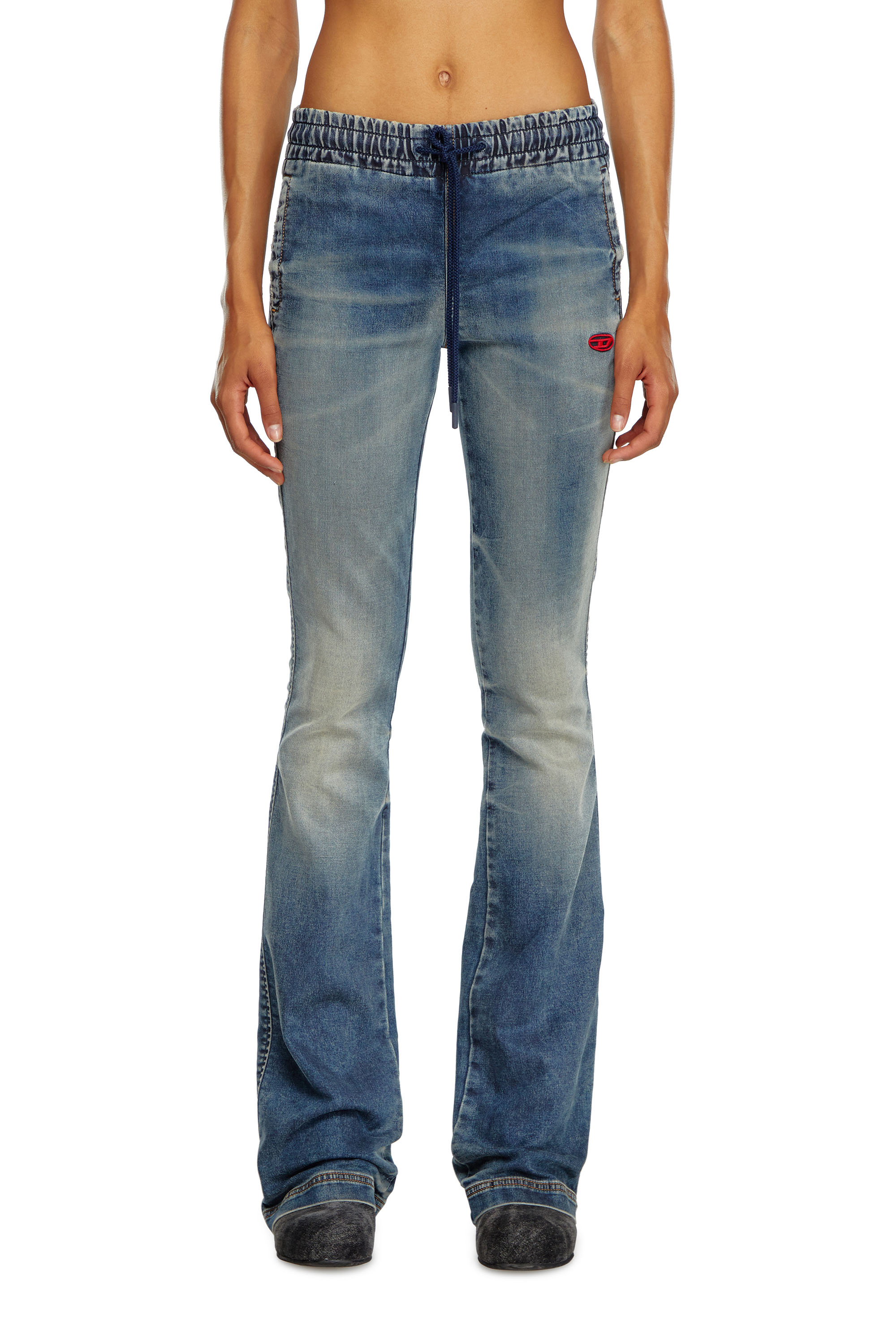 Diesel - Bootcut and Flare 2069 D-Ebbey Joggjeans® 068LZ, Mujer Bootcut y Flare 2069 D-Ebbey Joggjeans® in Azul marino - Image 2