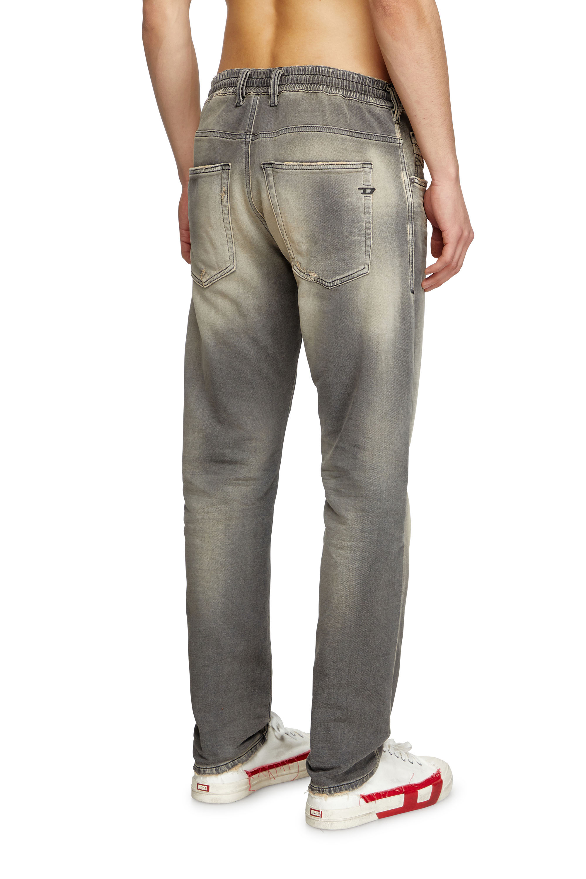 Diesel - Regular 2032 D-Krooley Joggjeans&reg; 068PF Hombre, Gris Claro - 3