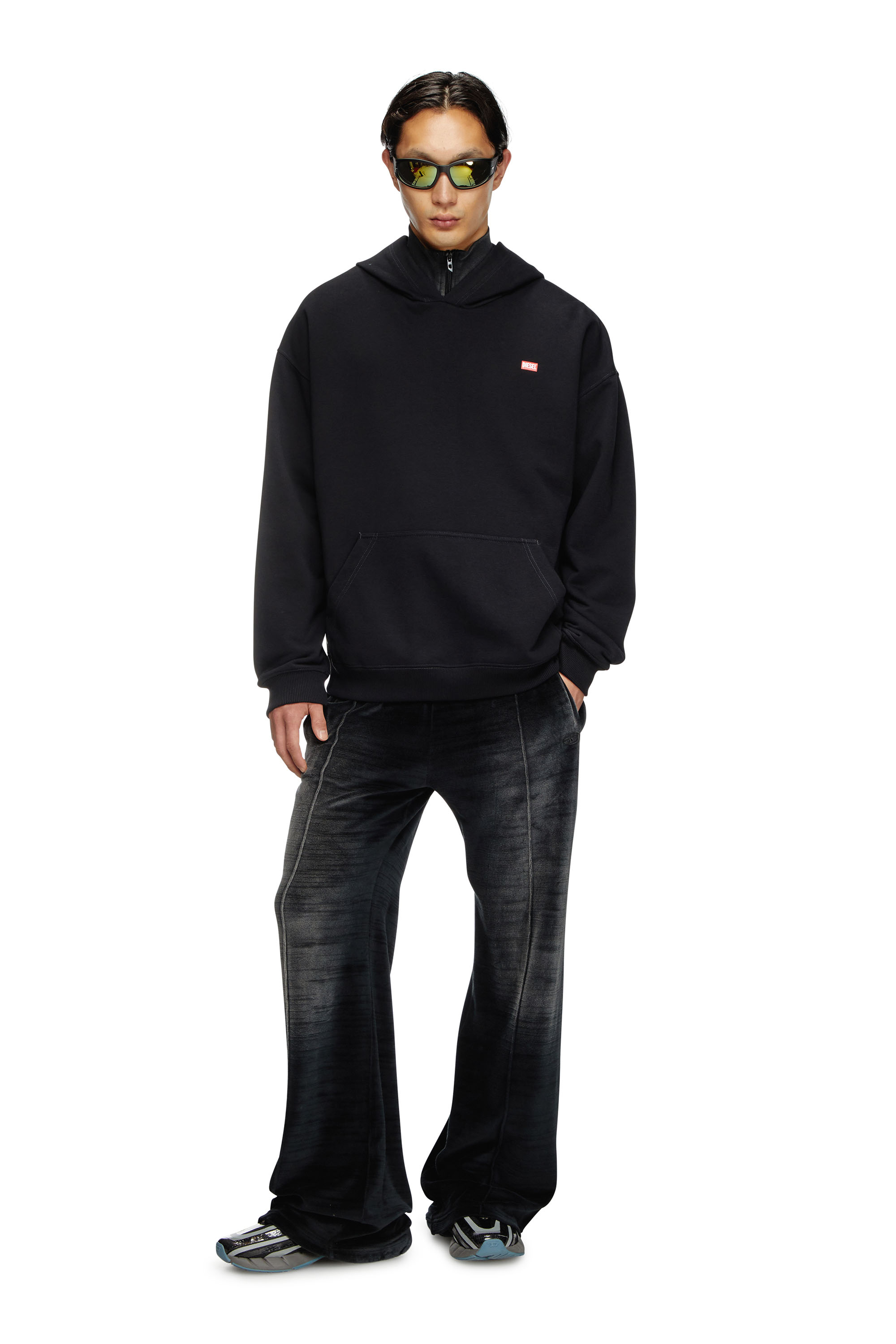 Diesel - S-BOXT-HOOD-R11, Sudadera con capucha con estampado del desfile Hombre in Negro - 2