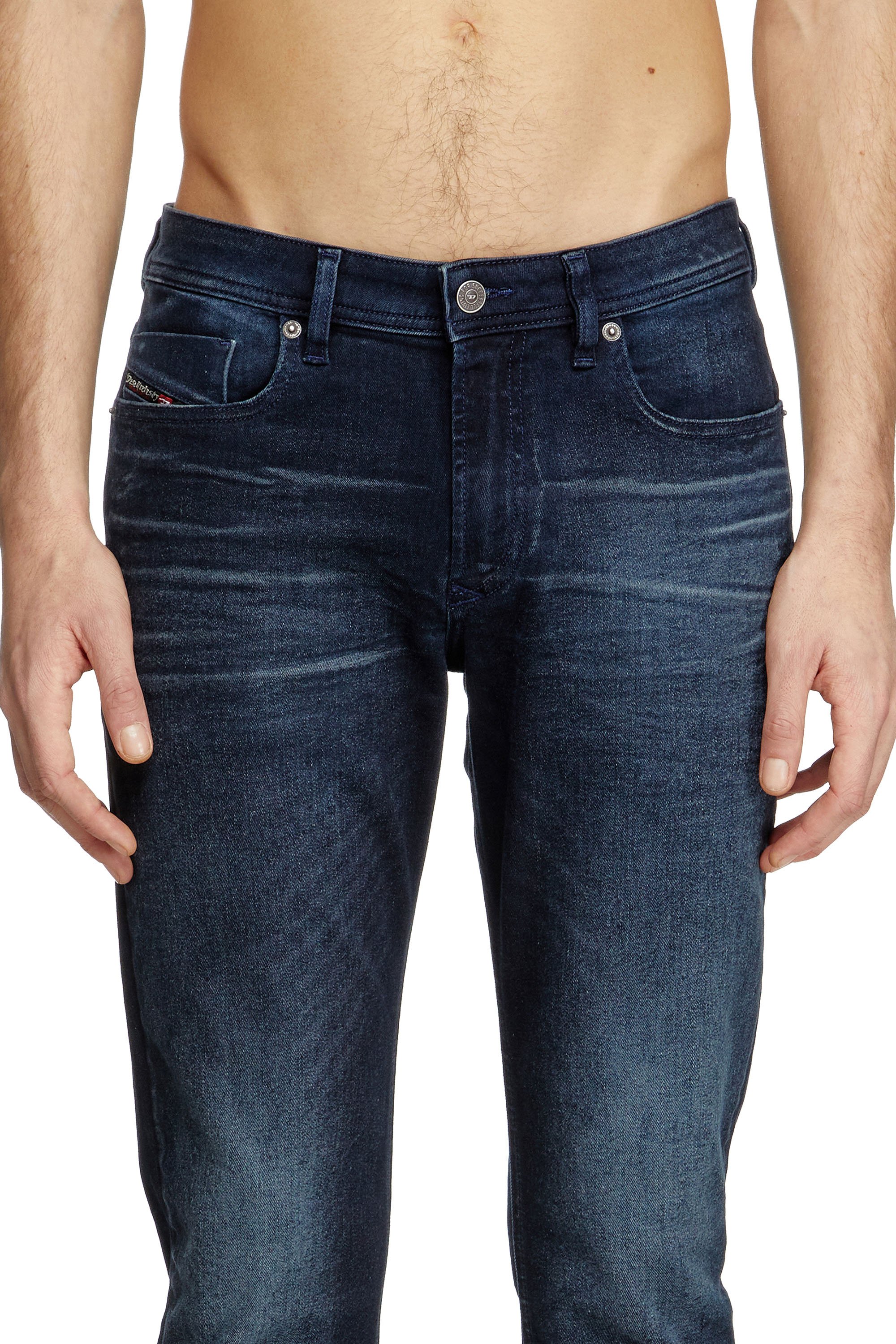 Diesel - Skinny Jeans 1979 Sleenker 0BMBU Hombre, Azul Oscuro - 4