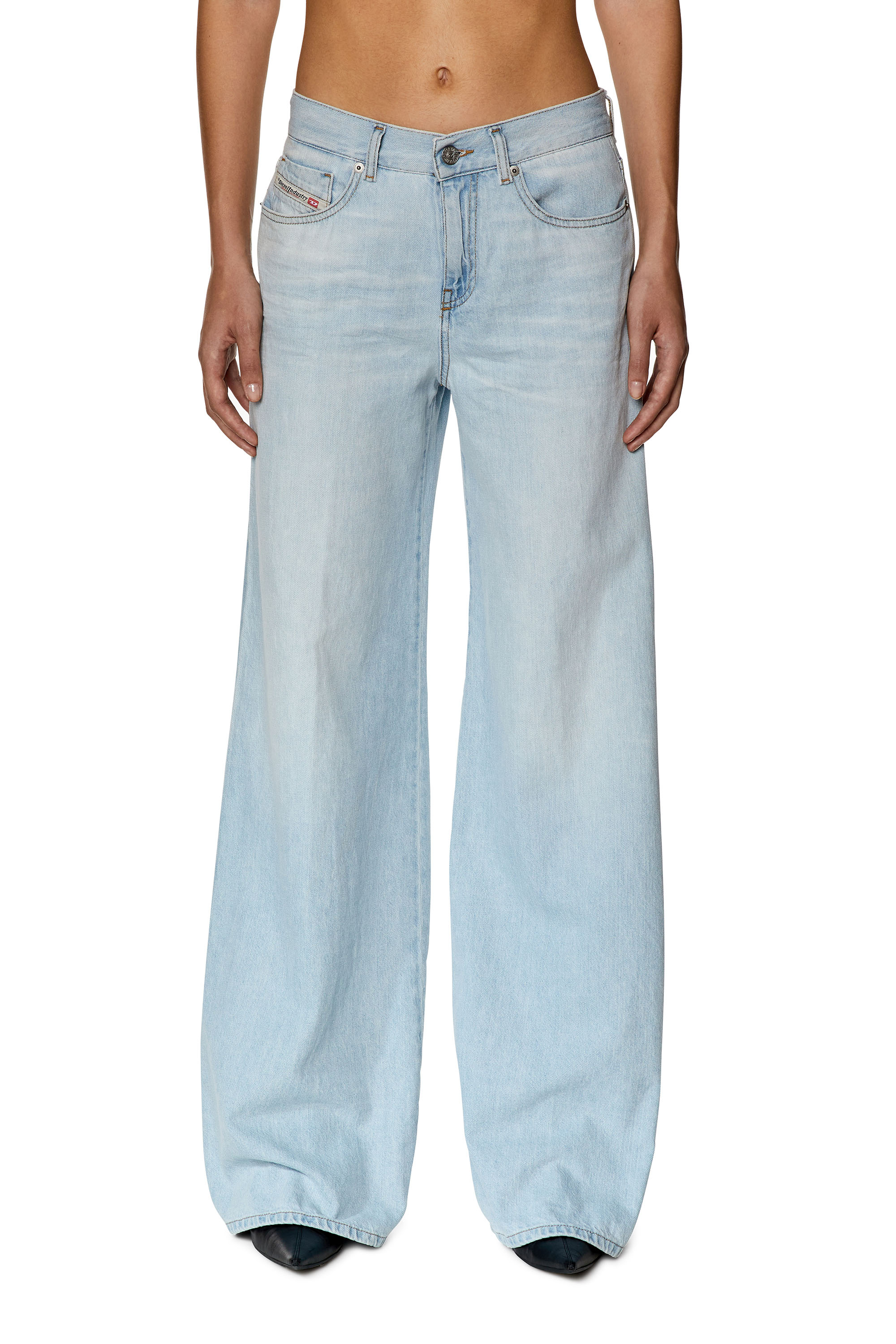 Diesel - 1978 D-Akemi 068ES Bootcut and Flare Jeans, Azul Claro - Image 1