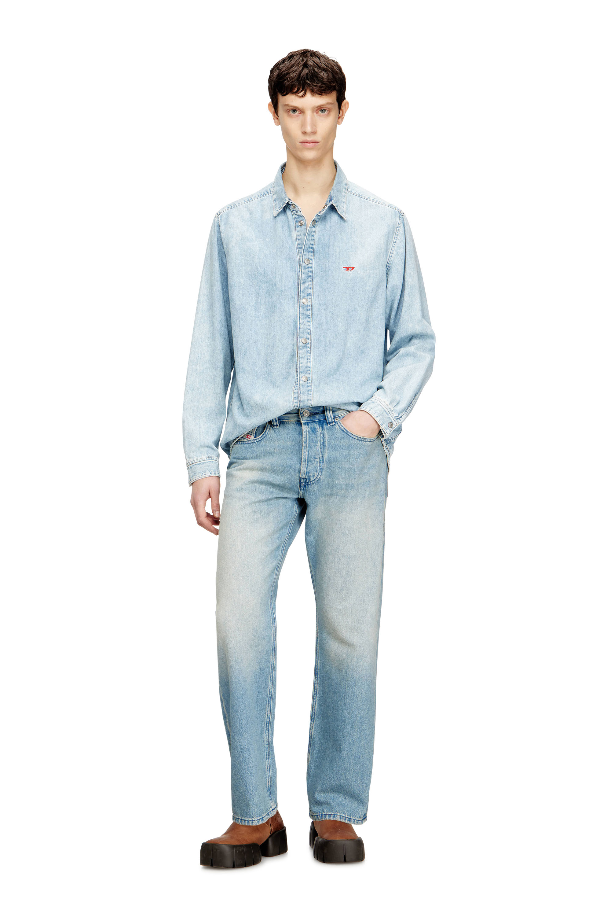 Diesel - Relaxed Jeans 1980 D-Eeper 0BEBF Hombre, Azul Claro - 2