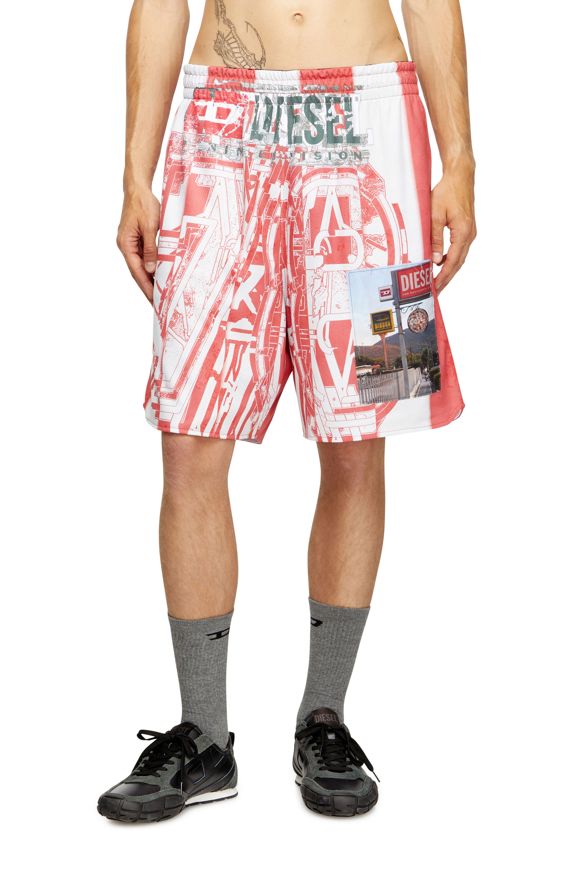 Diesel - P-KURT, Pantalones cortos a rayas con parches fotográficos Hombre in ToBeDefined - 1