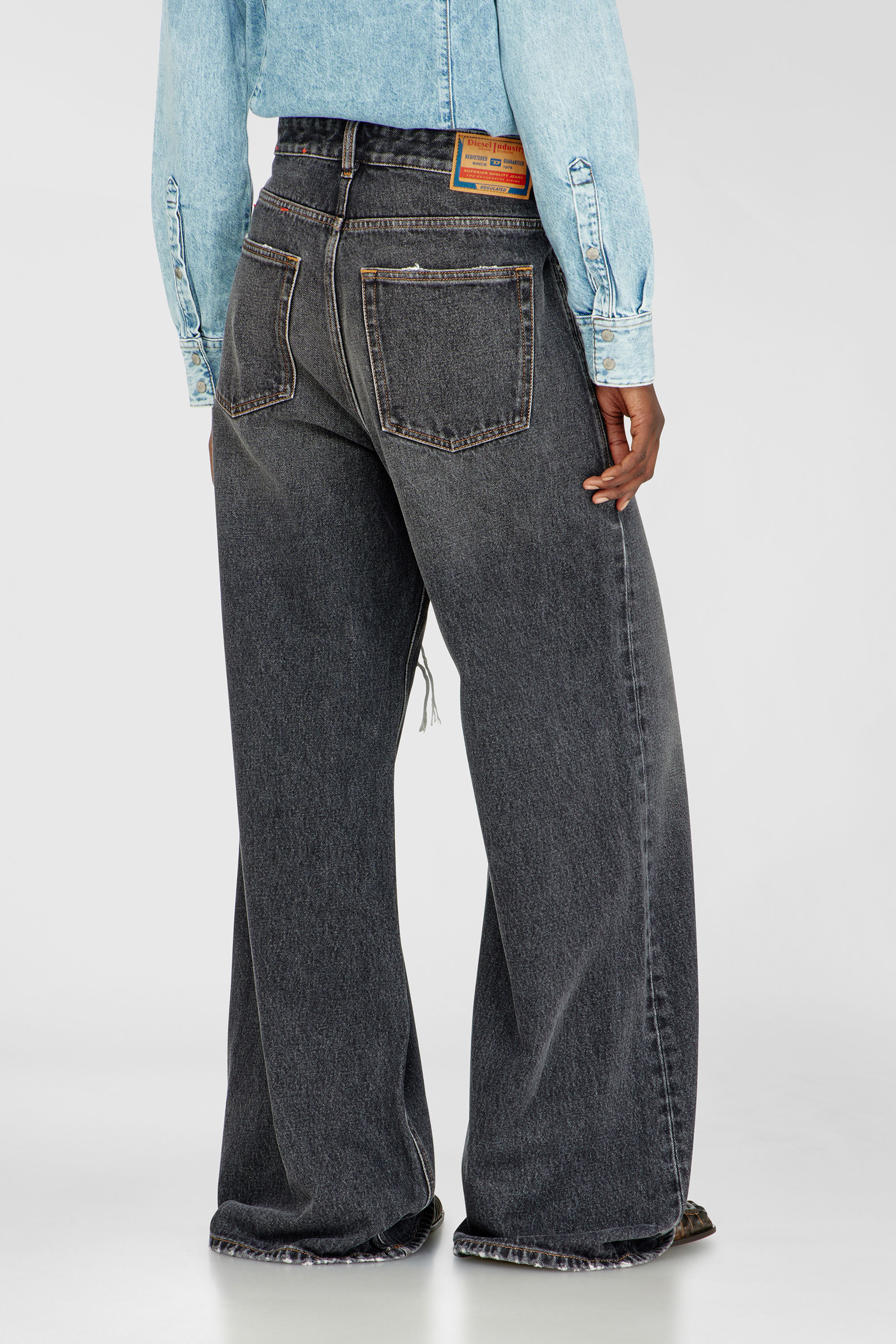 Diesel - Unisex's Relaxed Jeans 1996 D-Sire 007F6, Black/Dark grey - 5