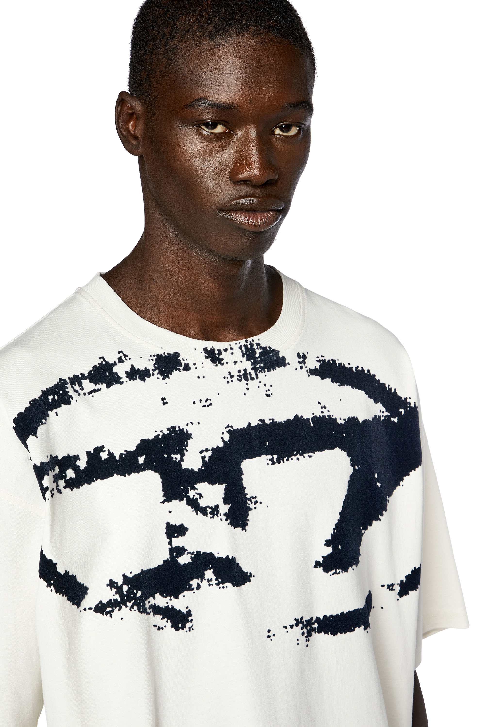 Diesel - T-BOXT-N14, Camiseta con logotipo desgastado en relieve Hombre in Blanco - 5