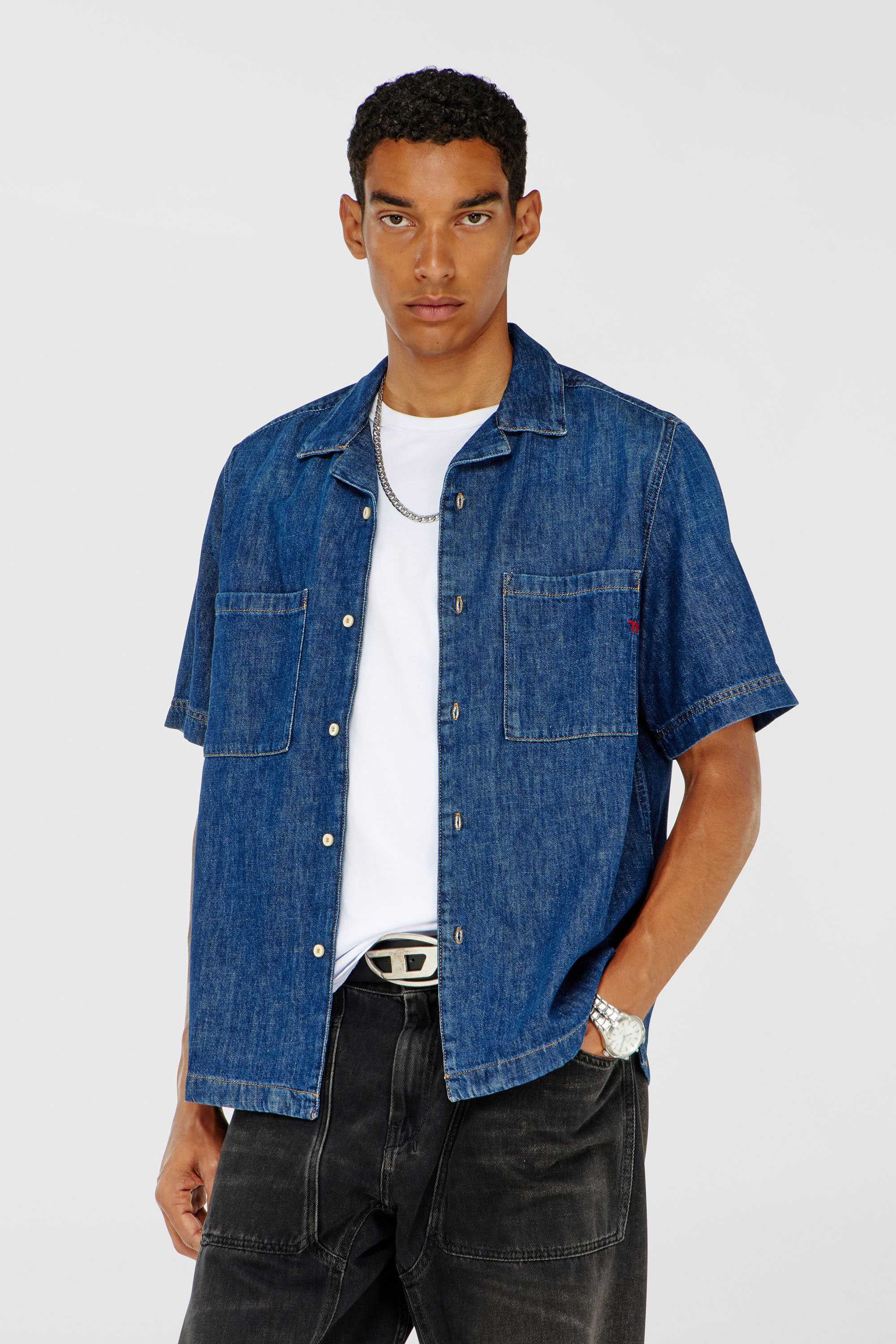 Diesel - D-PAROSHORT, Camisa de bolos en denim Hombre in Azul marino - 1