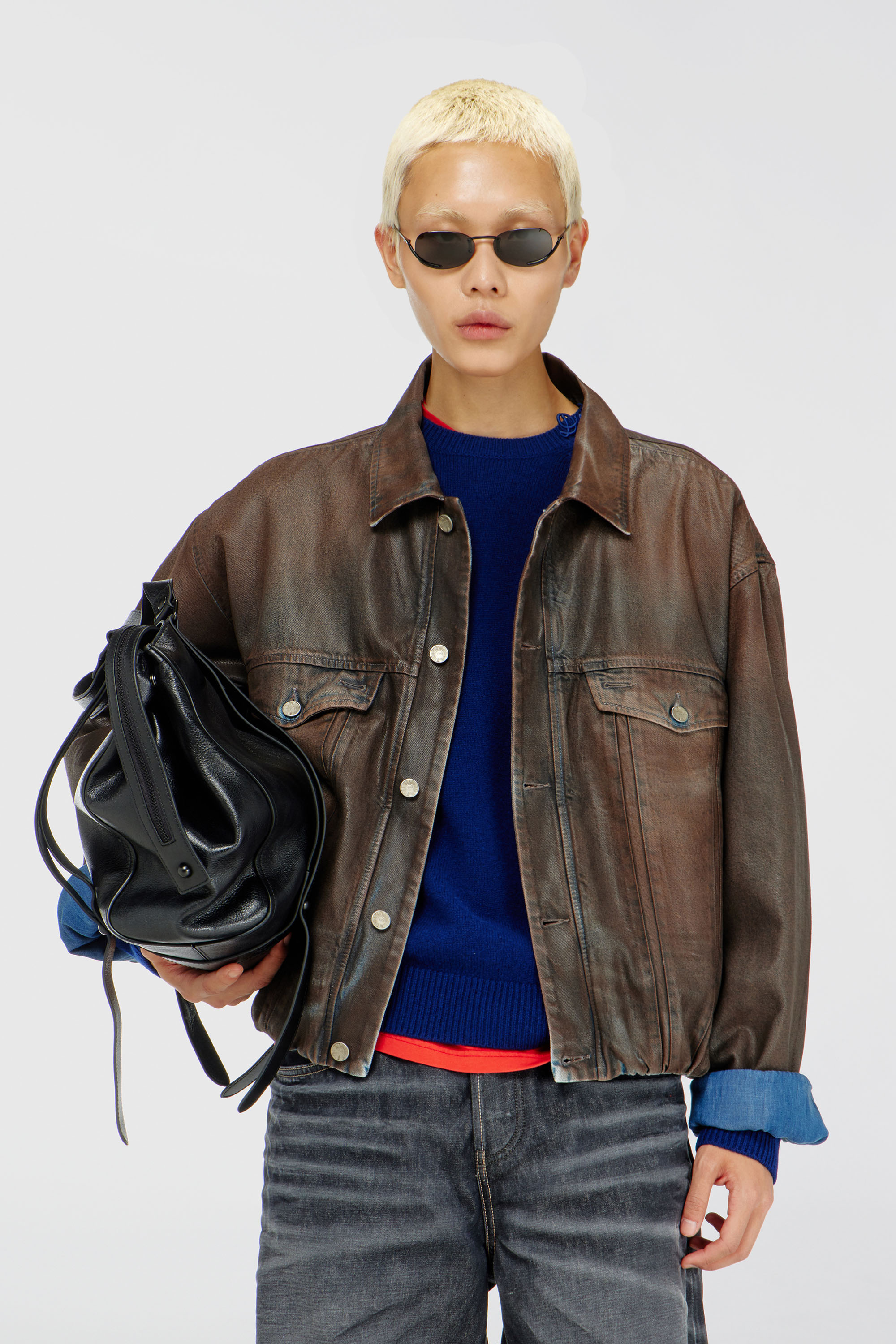 Diesel - D-MORVI-S, Chaqueta trucker de denim revestido Unisex in Marr&oacute;n - 3