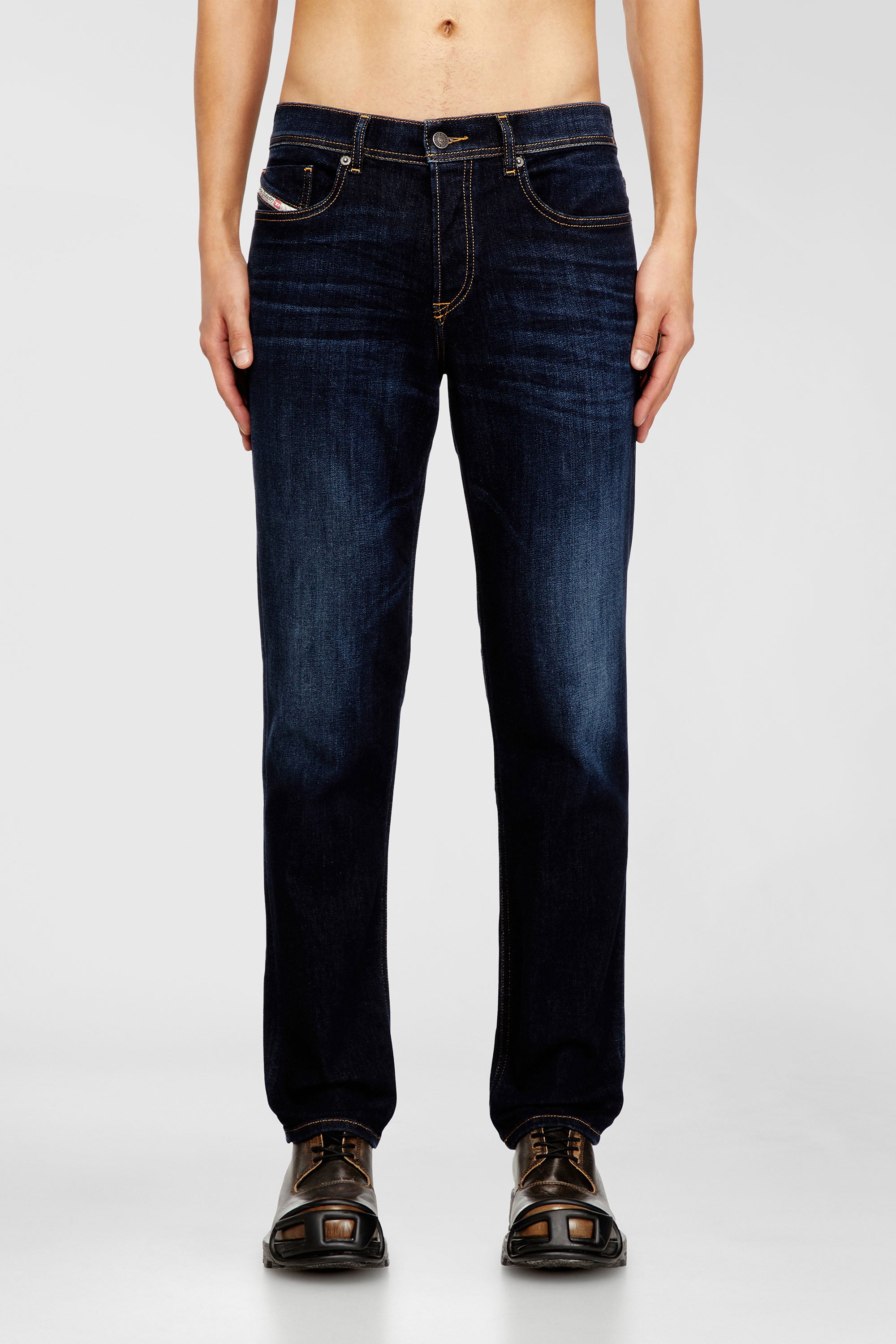 Diesel - Regular Jeans 2023 D-Finitive 009ZS Hombre, Azul Oscuro - 1