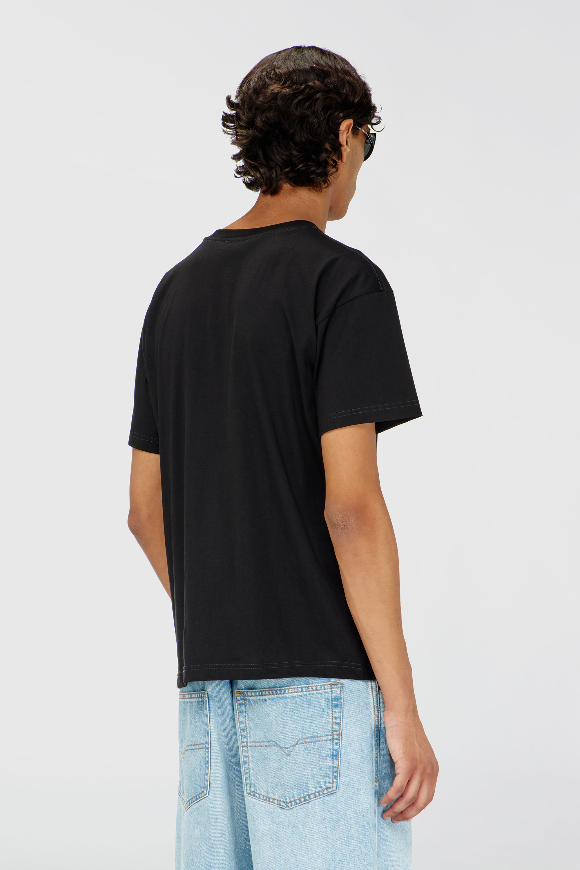Diesel - T-NORM-PIPING, Camiseta con ribete en contraste Hombre in Negro - 4
