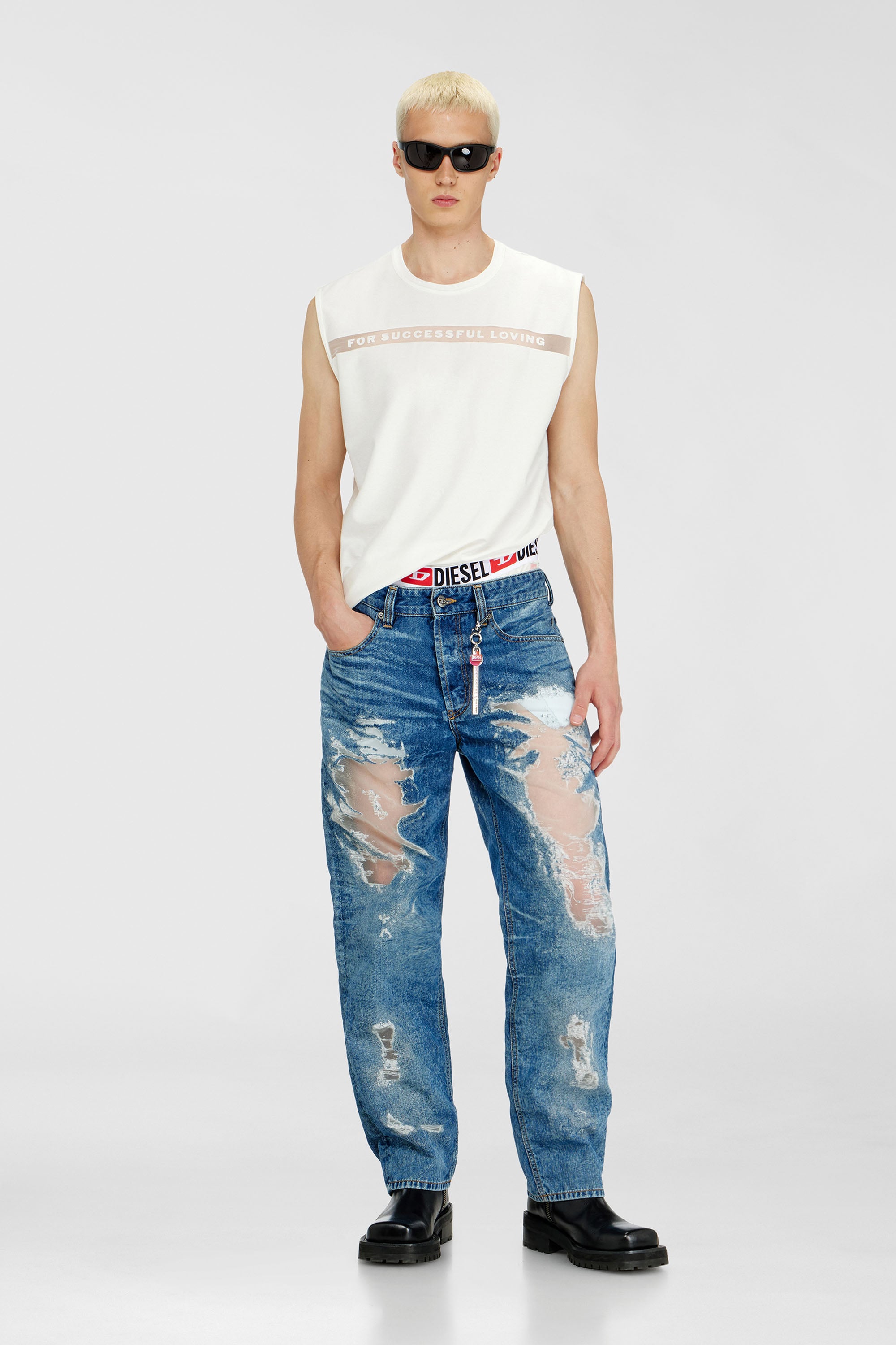Diesel - PR-T-NORM-BISC-MATI-R, Camiseta de tirantes con logo For Successful Loving Unisex in Blanco - 1
