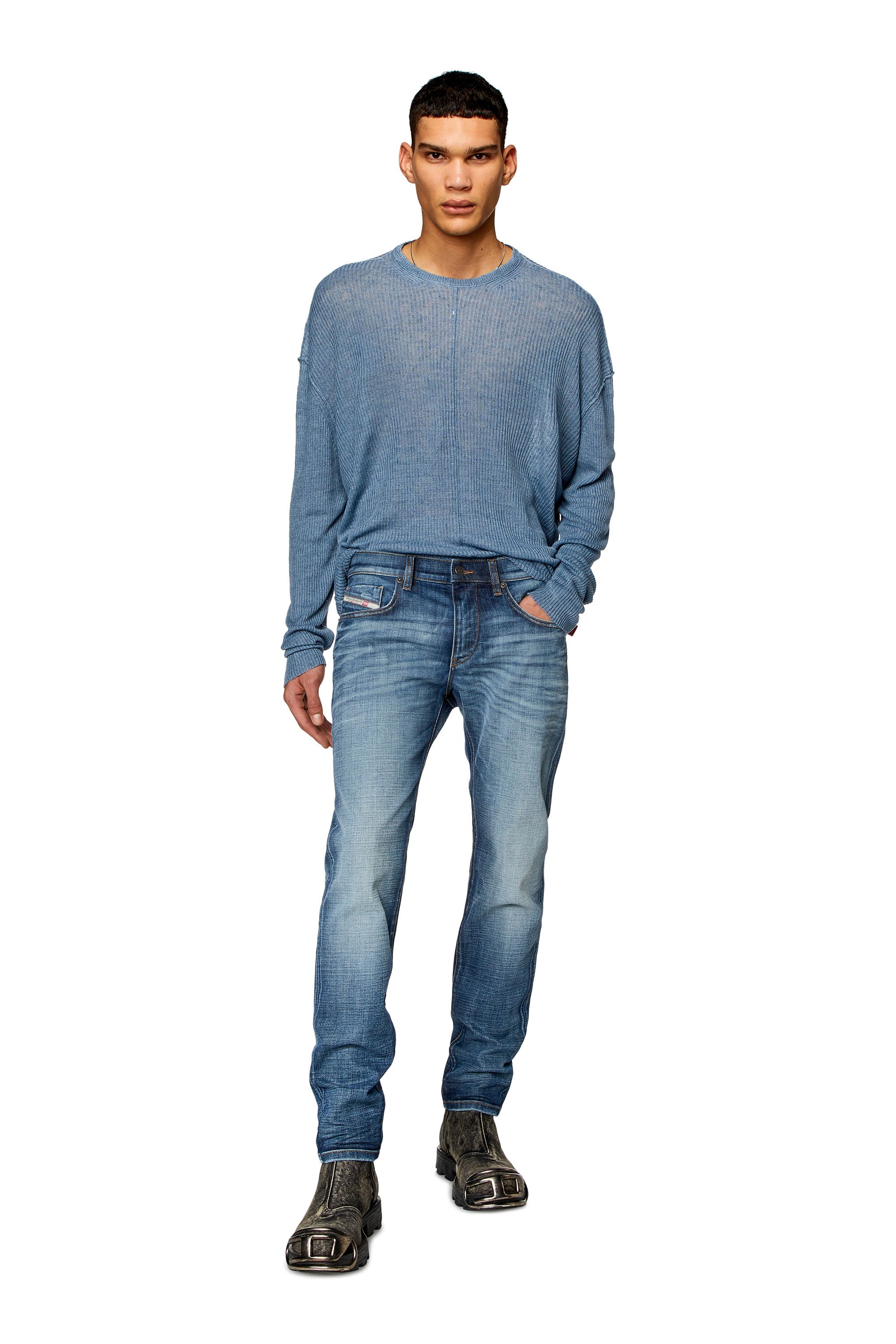 Diesel - Slim Jeans 2019 D-Strukt 0DQAE, Azul medio - Image 4