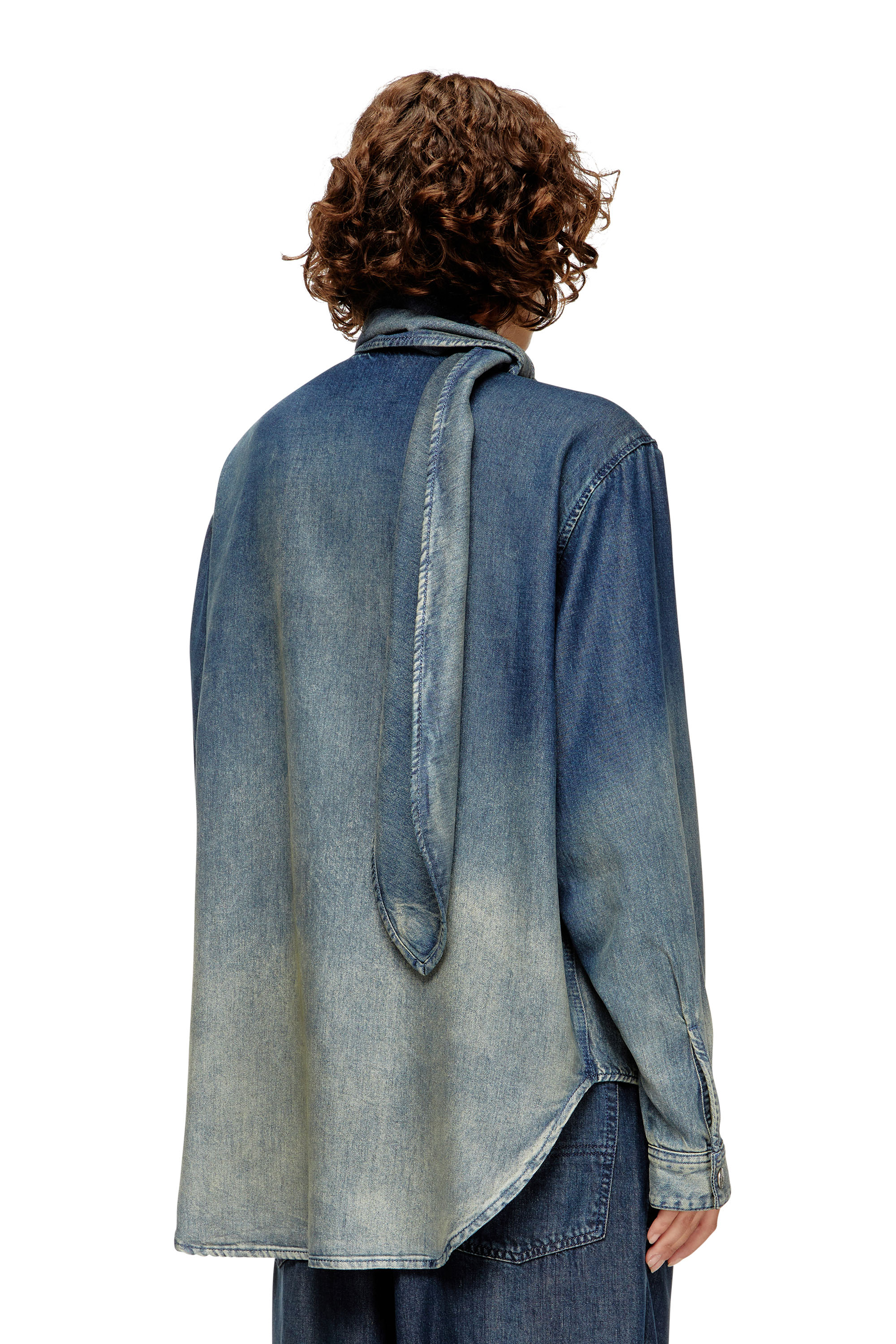 Diesel - DE-NANCY-S, Blusa de denim fluido desgastado con láser Mujer in Azul marino - 4