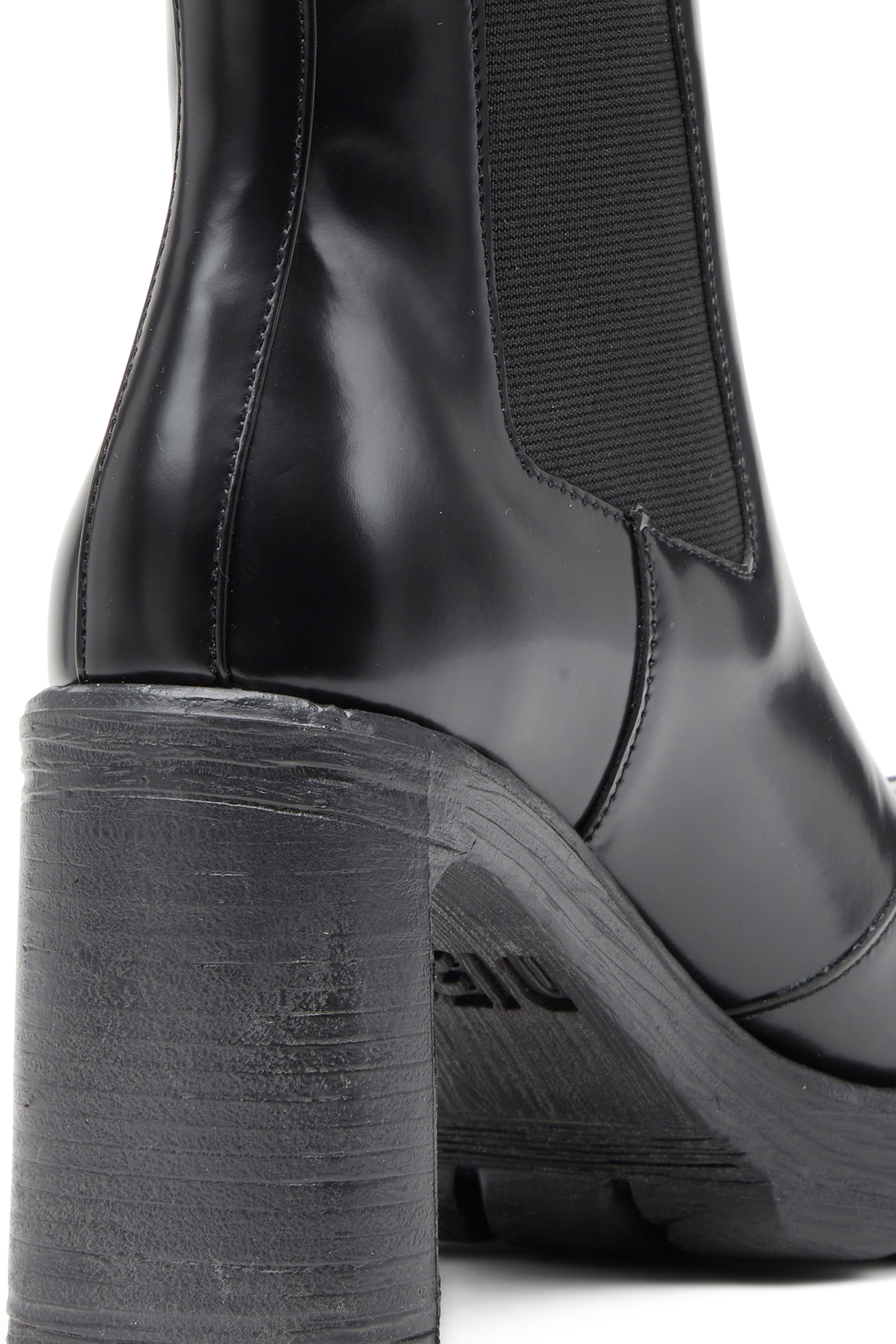 Diesel - D-HAMMER CH D W, D-Hammer-Botas de tacón alto con placa Oval D Mujer in Negro - 4