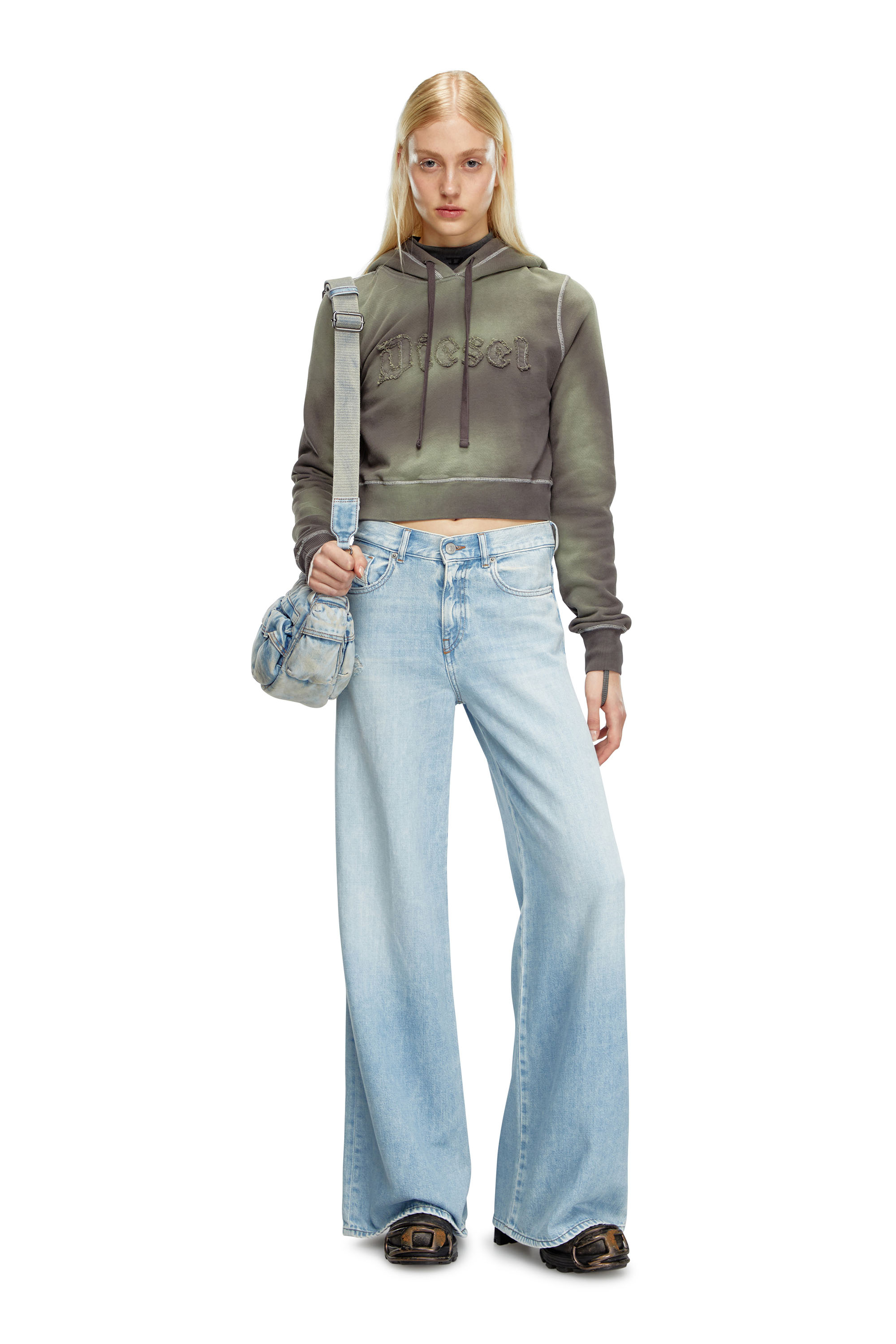 Diesel - Bootcut and Flare Jeans 1978 D-Akemi 068MQ, Azul Claro - Image 2