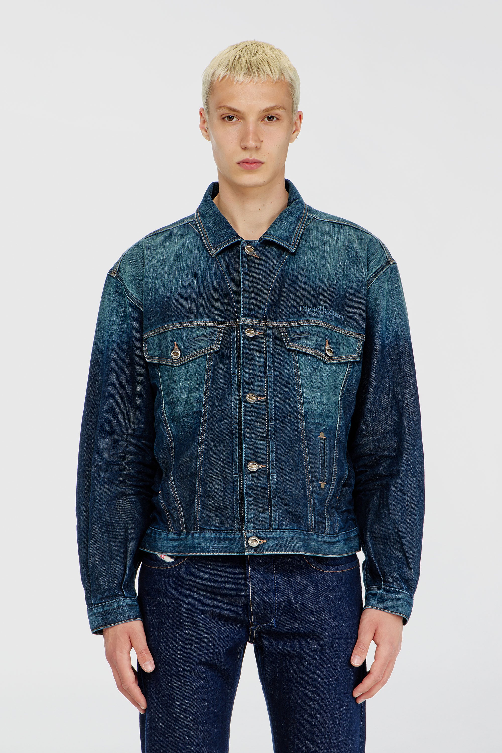 Diesel - D-DENVER-CL, Trucker jacket en denim selvedge Unisex in Azul marino - 1