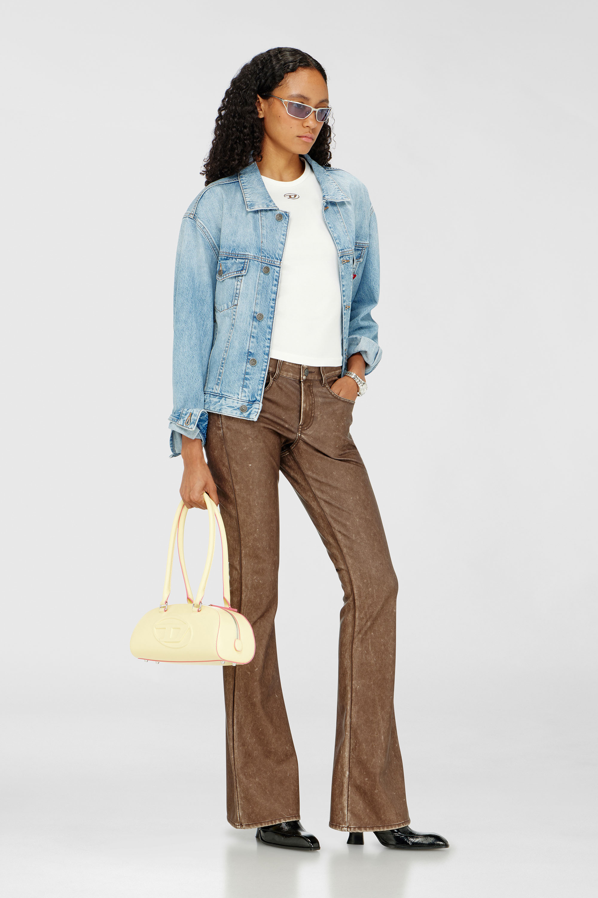Diesel - T-UNCUTIESLONG-OD, Camiseta slim-fit con Oval D met&aacute;lico Mujer in Blanco - 2