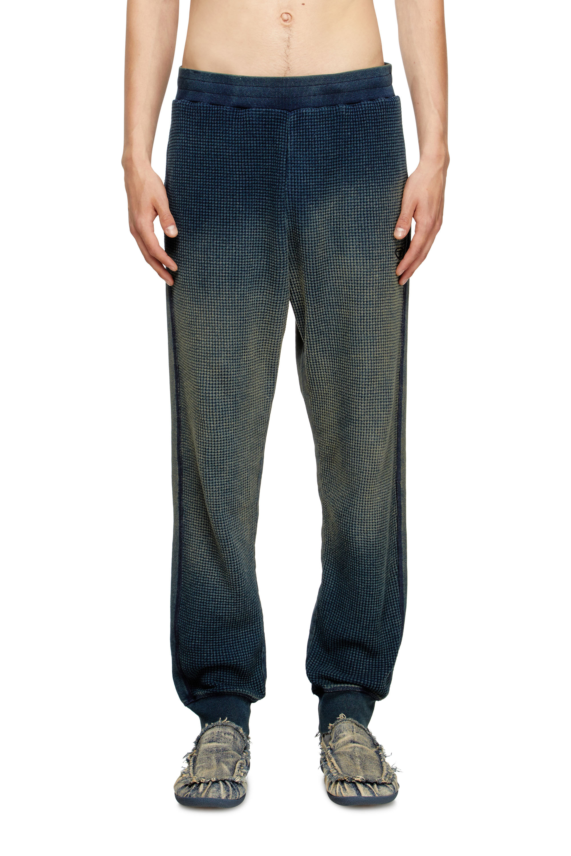 Diesel - P-WAFY, Pantalones deportivos gofrados Hombre in Azul marino - 1