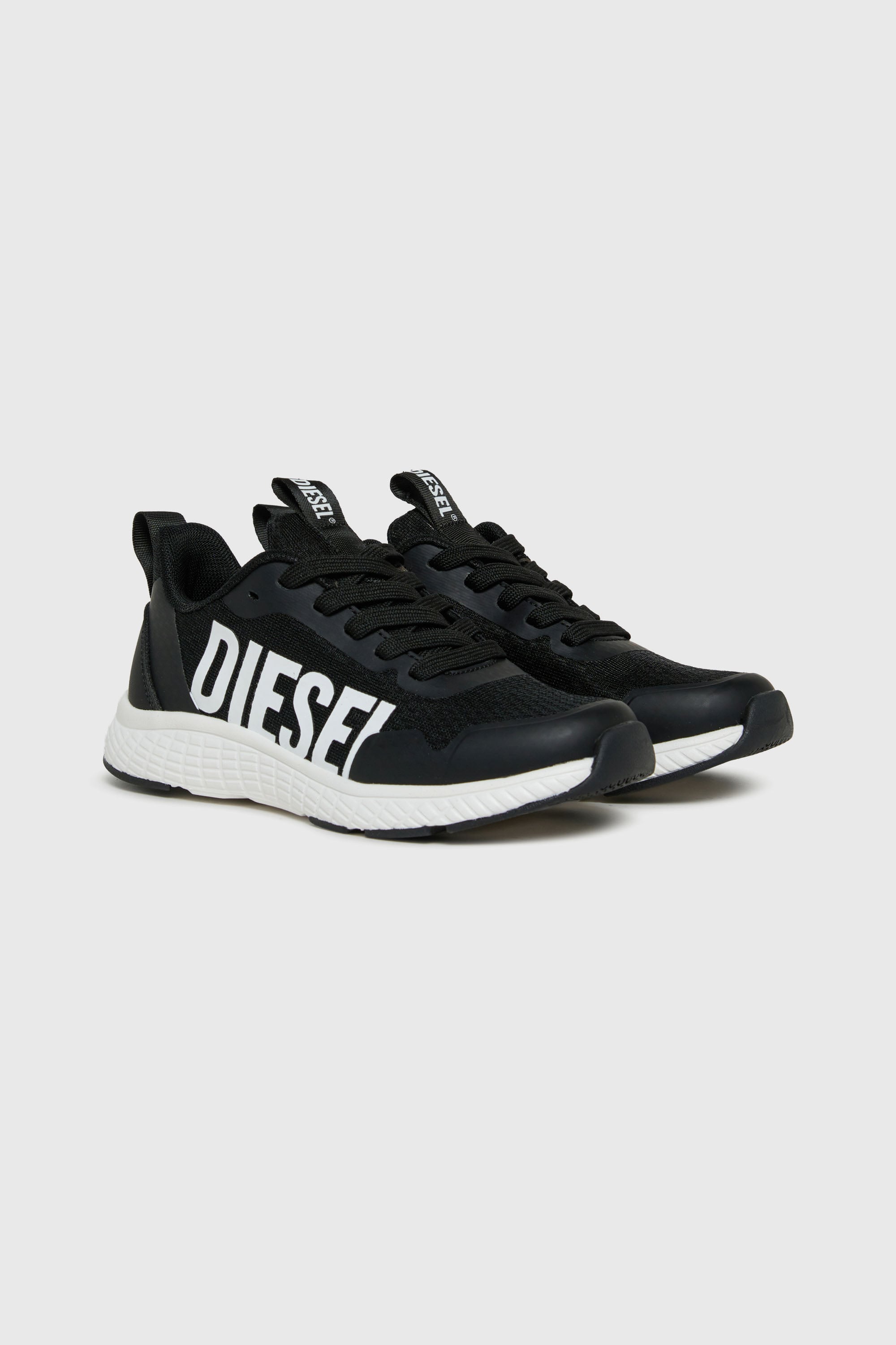 Diesel - S-RUNCOUT, S-Runcout - Zapatillas con maxi logo Diesel Unisex in Negro - 2