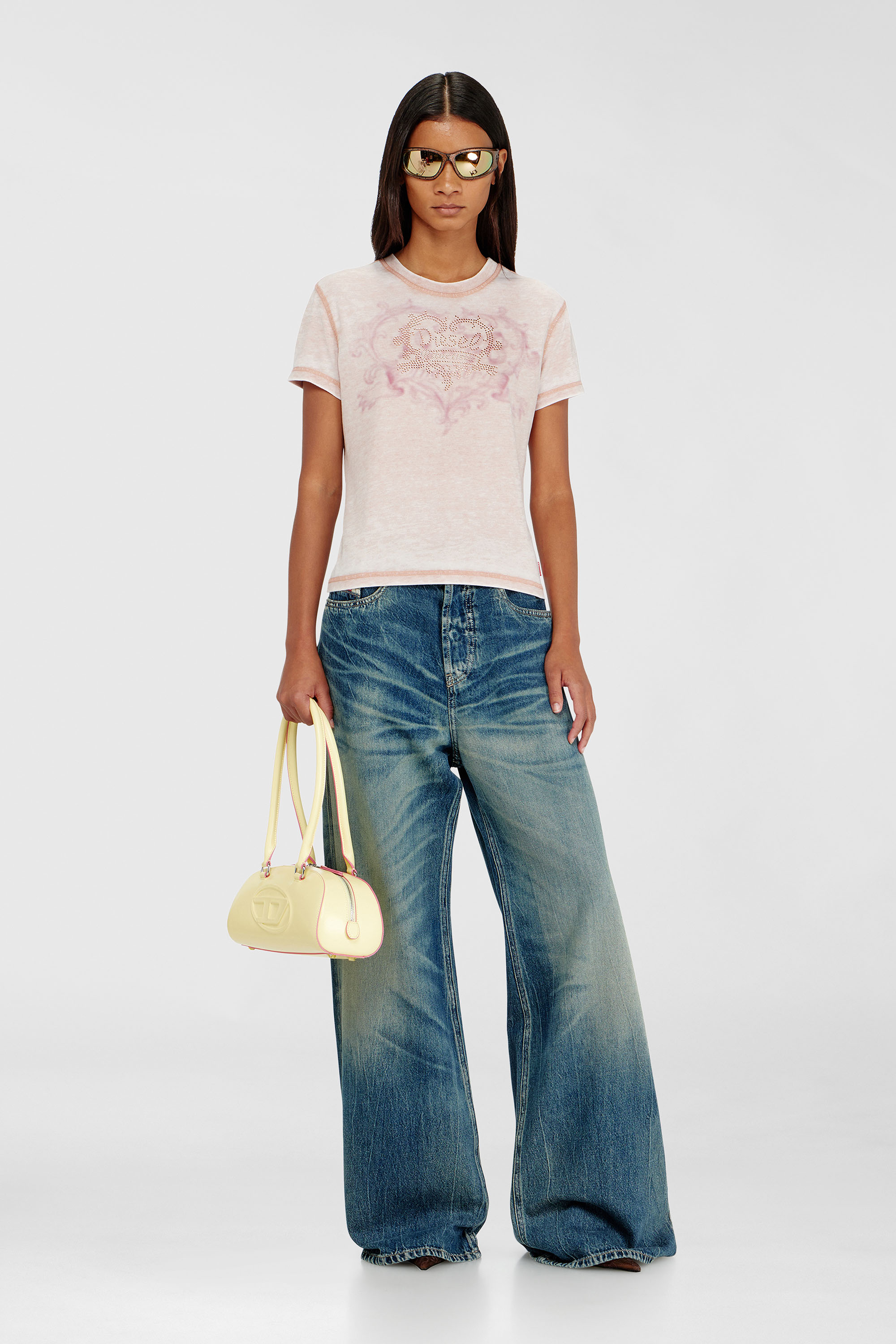 Diesel - T-ILA-AA1, Camiseta de jersey con strass y burnout effect Mujer in Rosa - 2
