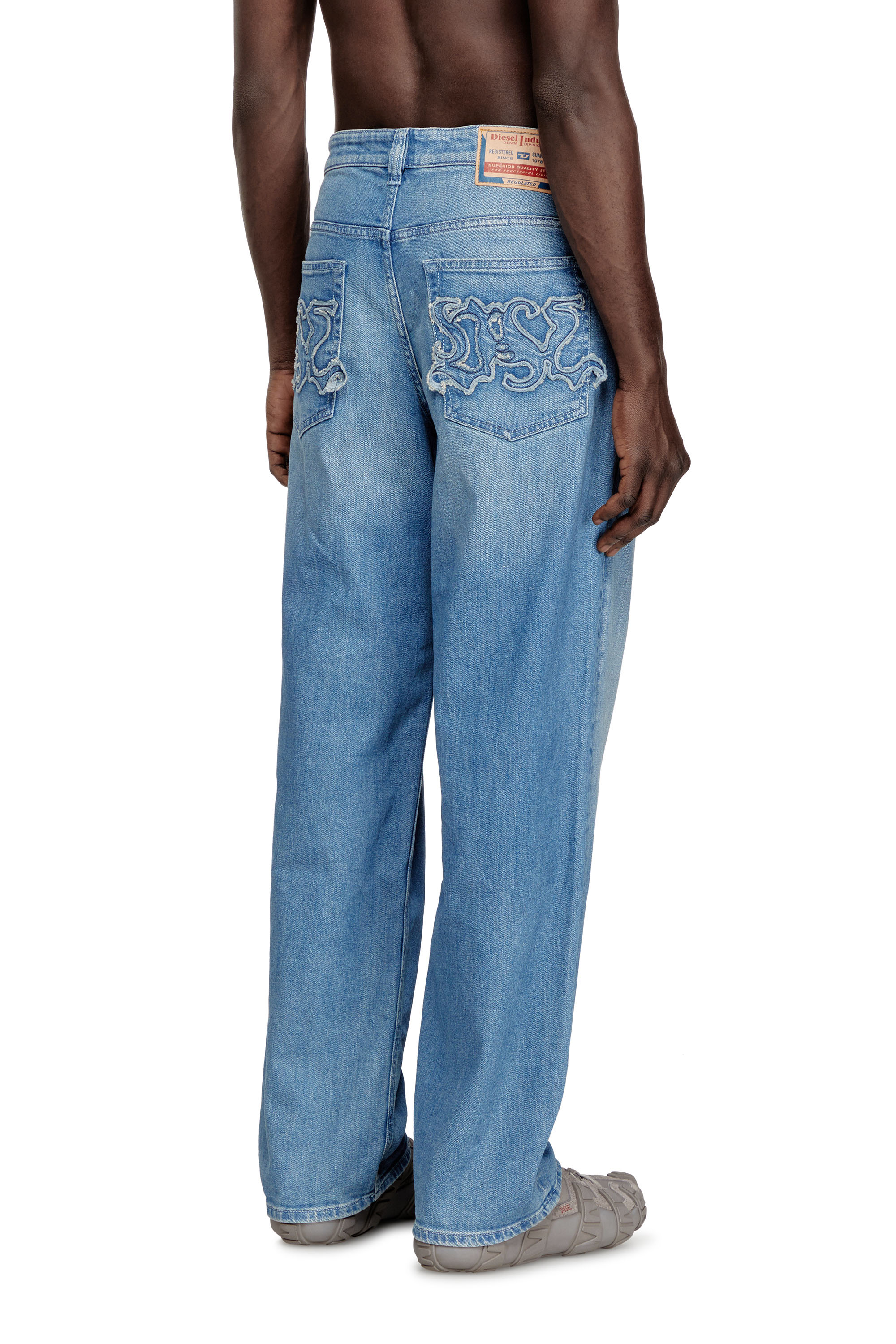 Diesel - Relaxed Jeans 2001 D-Macro 09Q18 Hombre, Azul Claro - 4