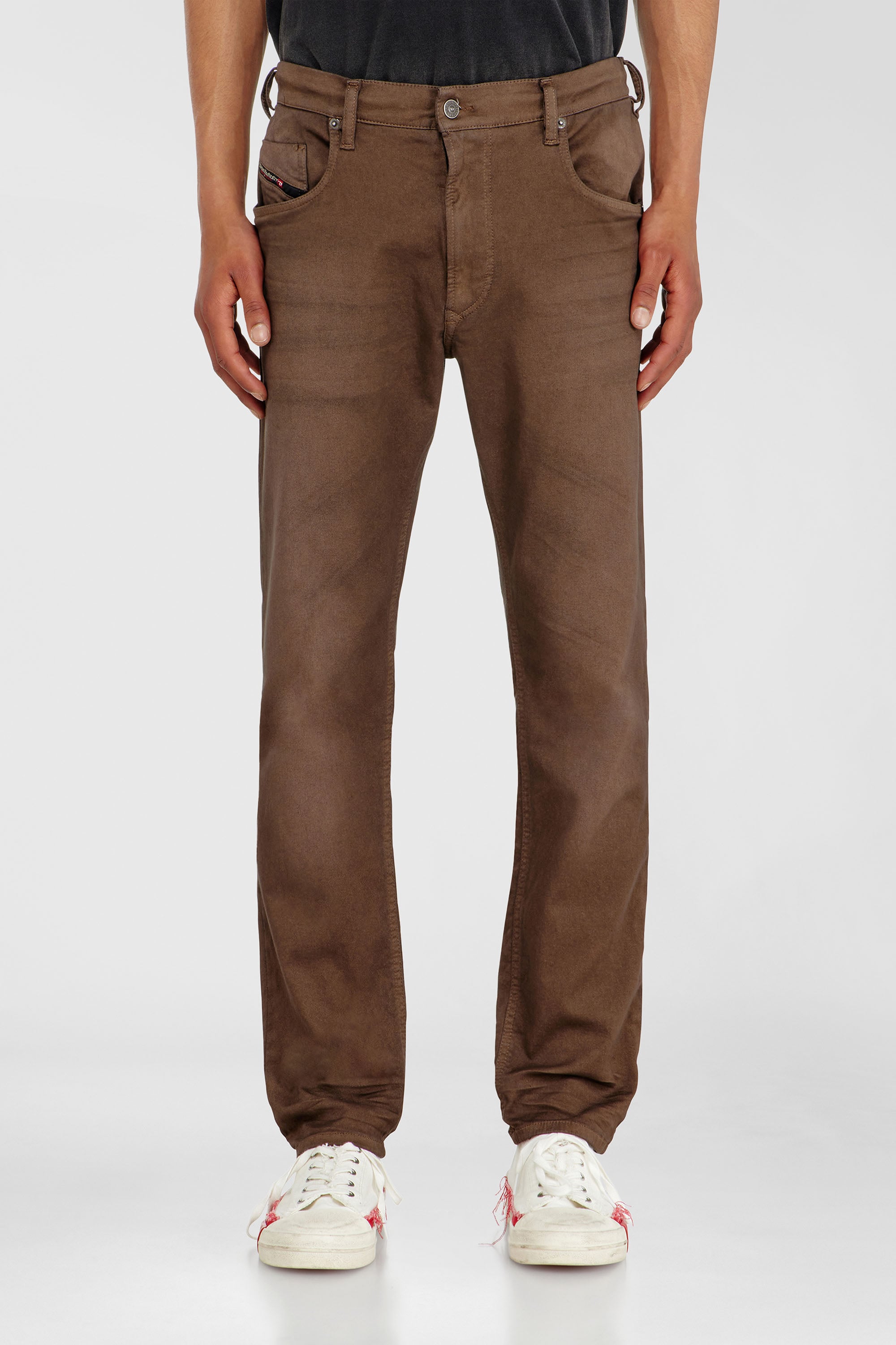 Diesel - Regular 2032 D-Krooley-BW Joggjeans&reg; 0670M Hombre, Marr&oacute;n - 1