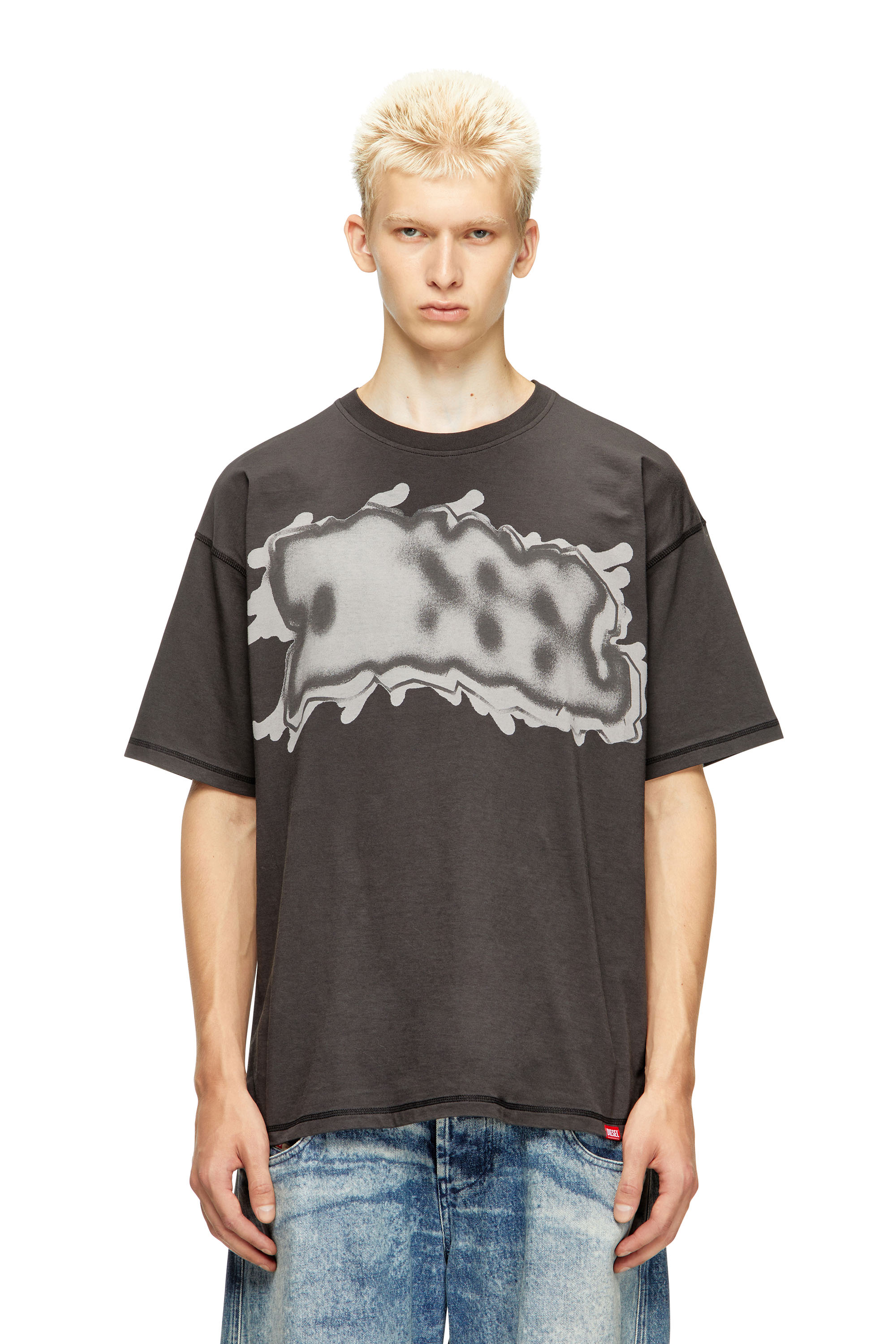 Diesel - T-LEONARD-IHBJ, Camiseta con estampado de grafiti Hombre in Gris - 3