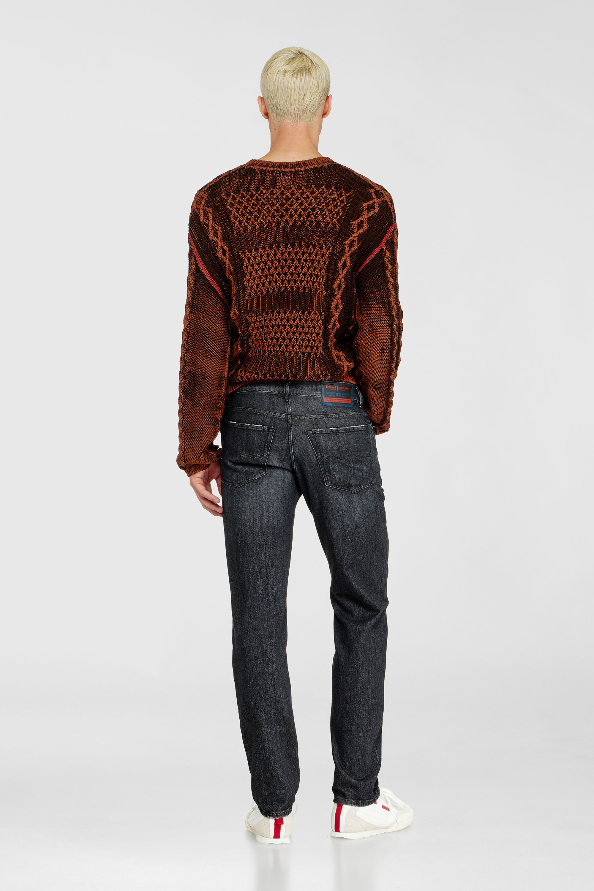 Diesel - Regular Jeans 2023 D-Finitive 09P79 Hombre, Negro/Gris oscuro - 3
