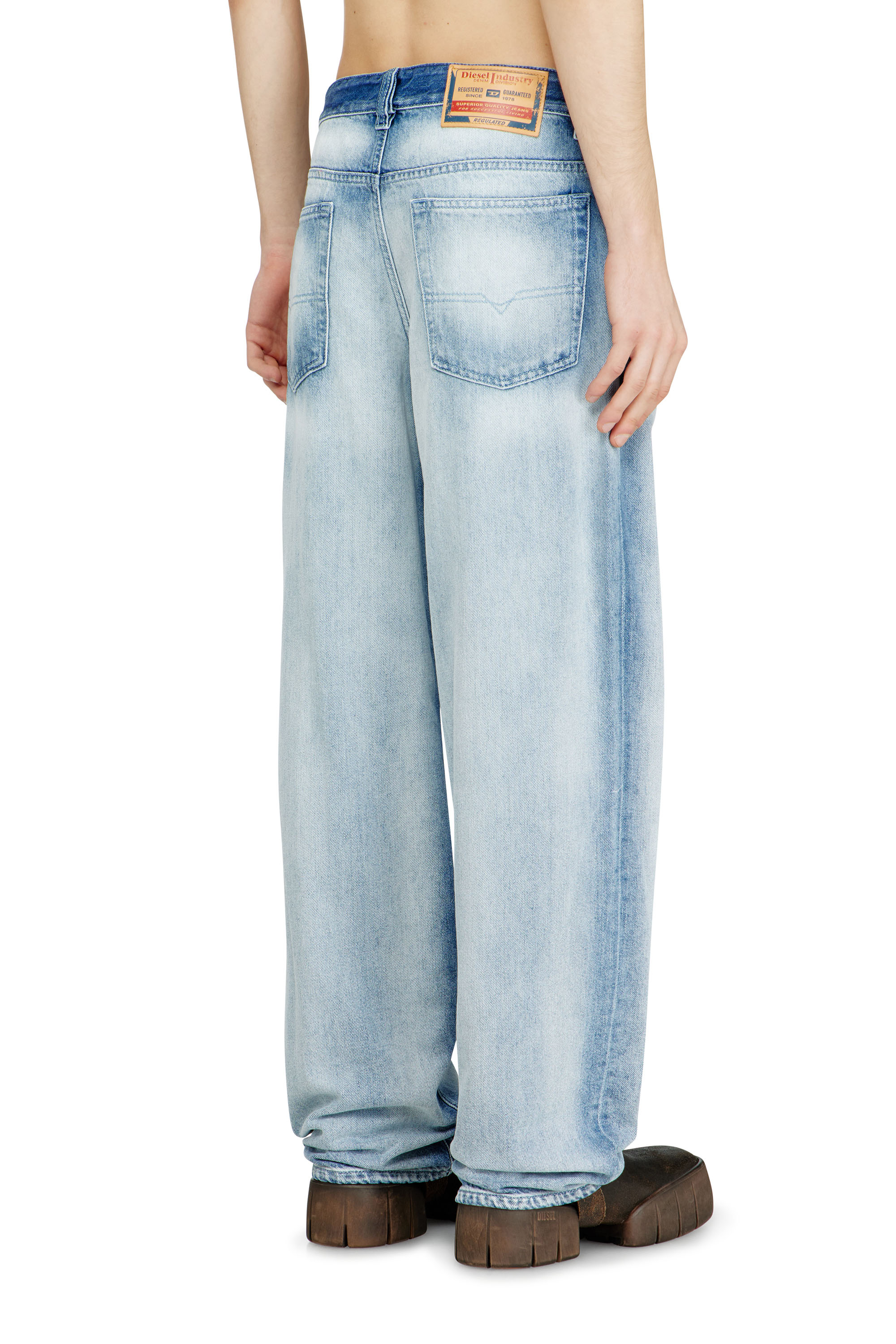 Diesel - Relaxed Jeans 2001 D-Macro 09P29 Hombre, Azul Claro - 4