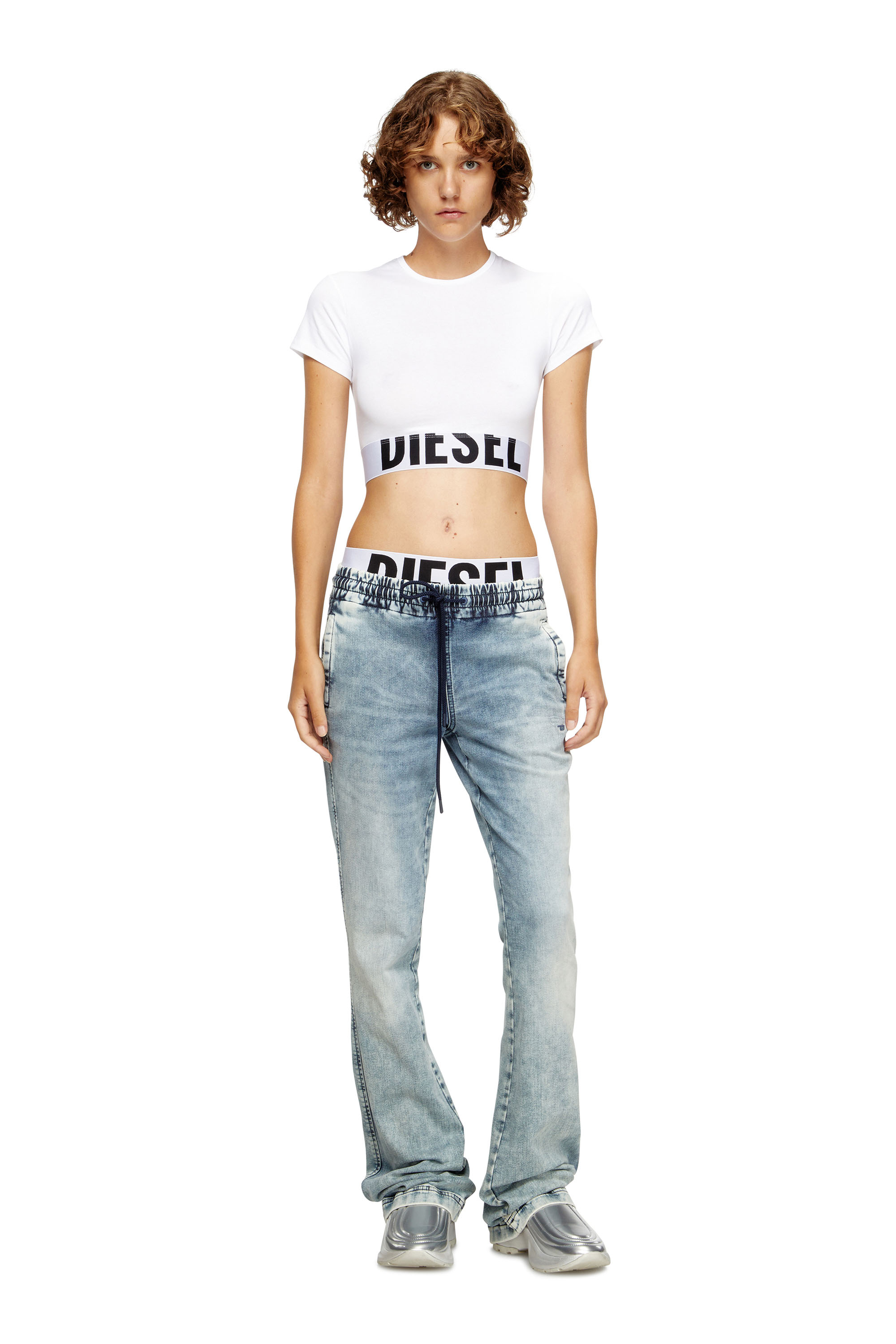 Diesel - UFTEE-SPORT-CROPPED-T-SHIRT, Top deportivo recortado con banda con el logotipo Mujer in Blanco - 4