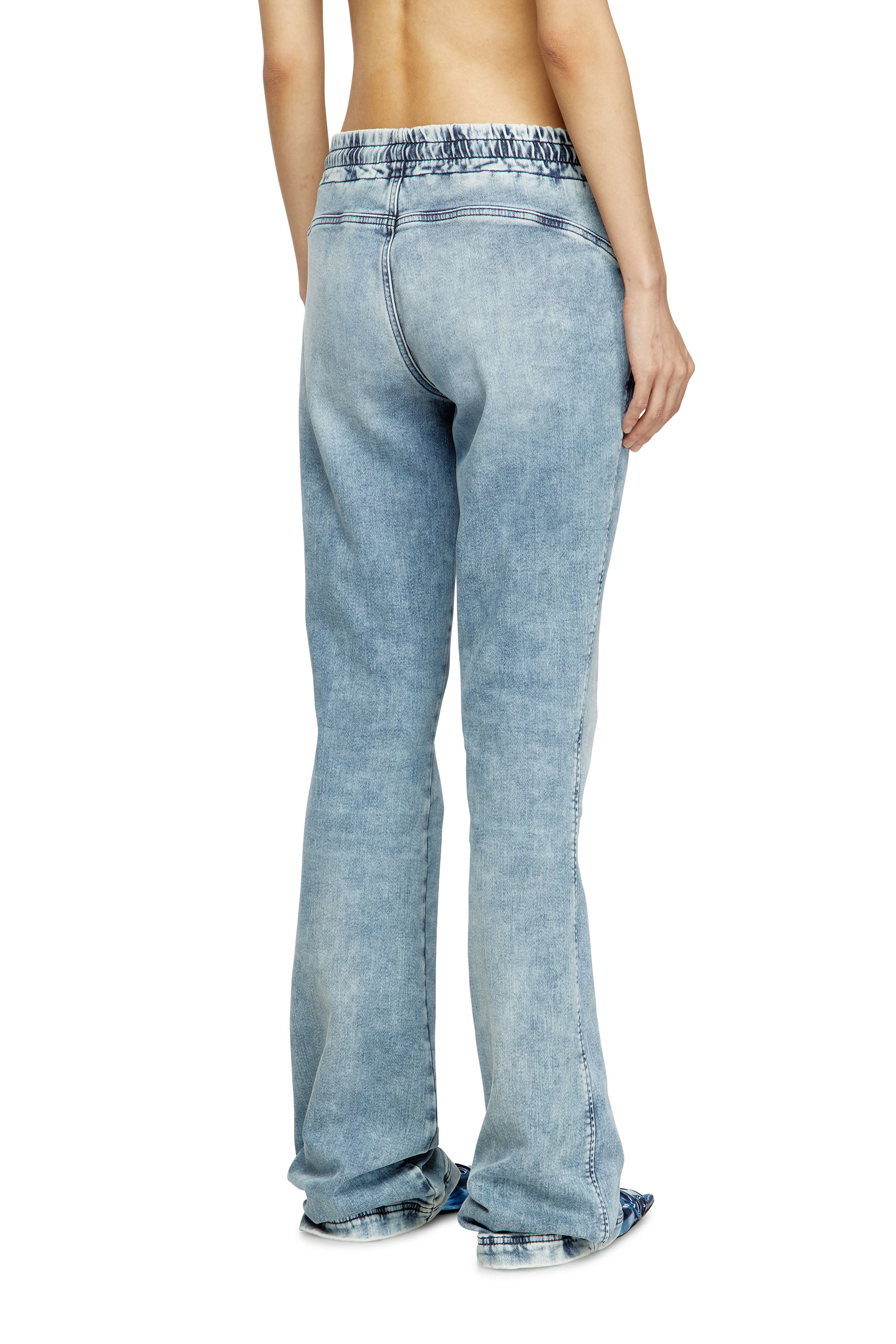 Diesel - Bootcut 2069 D-Ebbey Joggjeans® 09M32 Mujer, Azul Claro - 4